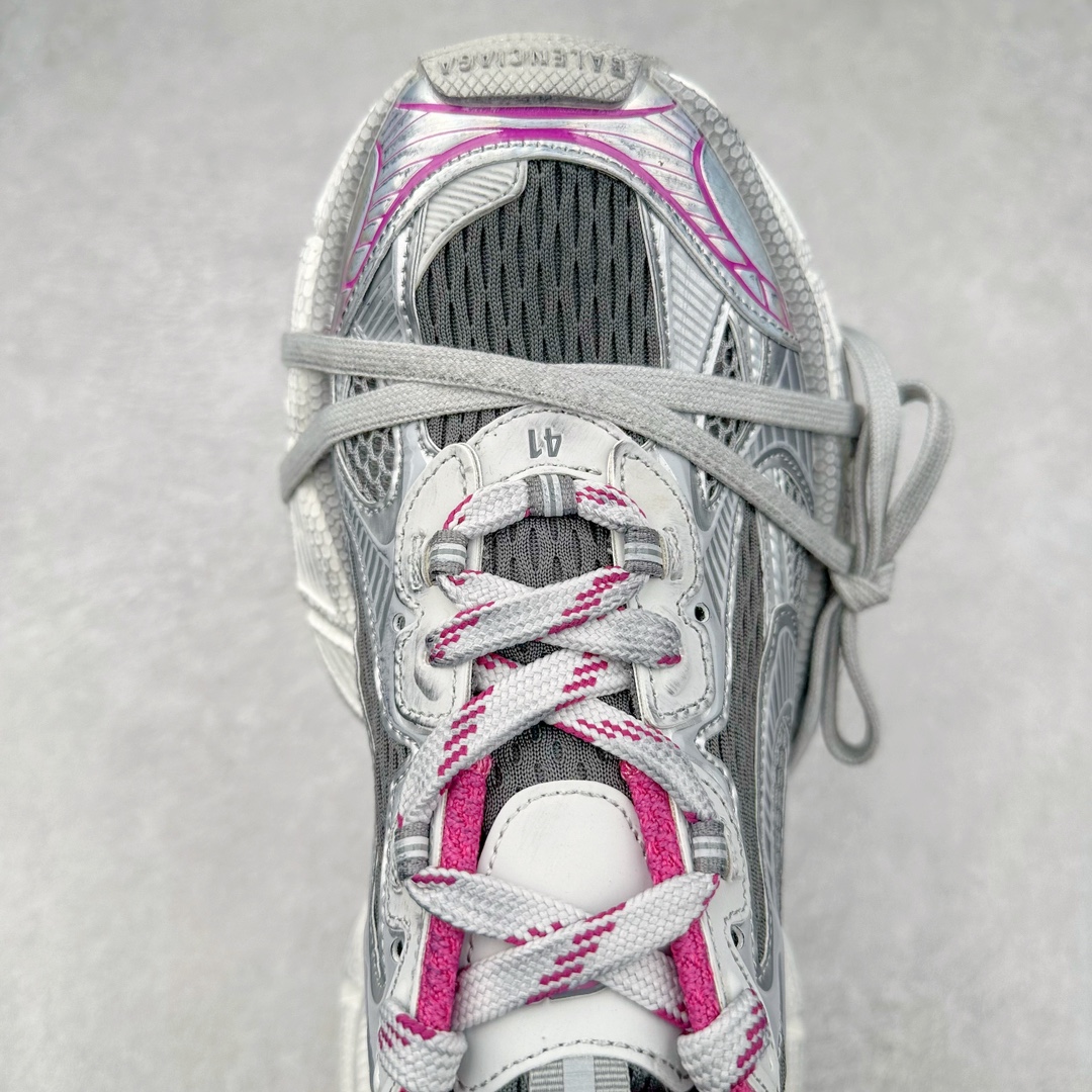 图片[4]-＃VG零售版 BALENCIAGA 3XL Sneakers 巴黎世家十代网布系带低帮走秀复古老爹鞋 全套原纸板楦头开发 最原汁原味的灵魂版型 全鞋荧光划线卡点 胶水把控整洁度追求极致完美 每一双都是工艺品 多重QC质检 超越公司货的品控标准 实实在在的免检产品 原盒原配 正确字体电绣 粗细、位置、大小正确 侧边TPU 透气孔匹配意产原版 正确分离大底 TPU软底 原版一致大底LOGO 立体感十足 原厂皮料水洗做旧 采购原厂网纱 不含皮革 网布材料和聚氨酯 磨损效果 鞋头边缘和后帮 Balenciaga 徽标 鞋面和后跟凸印尺码 鞋舌 3XL 橡胶品牌标识和反光细节 鞋帮拉袢和鞋舌拉祥 配反光细节 备用鞋带在鞋履前侧 可在穿着前取下 便于不同造型搭配 正常尺码 尺码：35 36 37 38 39 40 41 42 43 44 45 46-选品中心