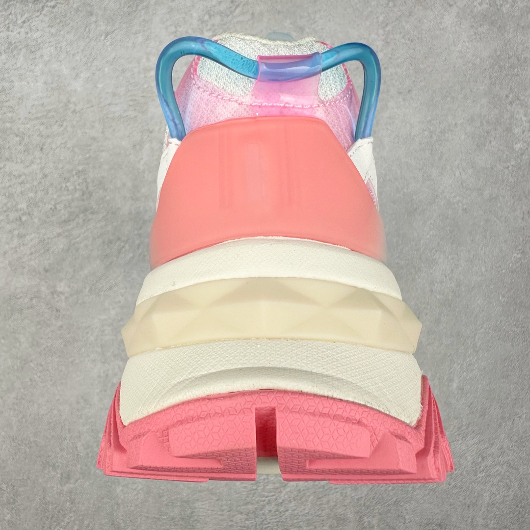 图片[8]-斐乐Fila Fusion Bianco 硬糖系列老爹风增高厚底复古中性休闲运动慢跑鞋 FILA FUSION正式推出全新BIANCO硬糖鞋，该鞋款灵感来自于阿尔卑斯山最高峰Moute Bianco的灵感，同时全掌搭载TECNO-PIUMAX轻能发泡科技，鞋面上穿插了层次丰富的设计，更增添酷炫感。大底采用山峦起伏的设计理念，整个夏天，带你感受来自阿尔卑斯雪山的凉爽。BIANCO硬糖鞋是FILA FUSION为女性打造的全新专属鞋款，BIANCO在意大利语中意为白色，BIANCO鞋底上的棱形结构意为雪山上晶莹剔透的水晶，又好像一颗颗甜美的硬糖，代表着外表绚丽、内心坚定，拥有自己主张的女性主义。让每个穿上的女生都能做最亮的高冷百变女王，可甜可飒，夏日炎炎，有硬糖更甜！尺码：35.5 36 36.5 37.5 38 38.5 39 40-选品中心