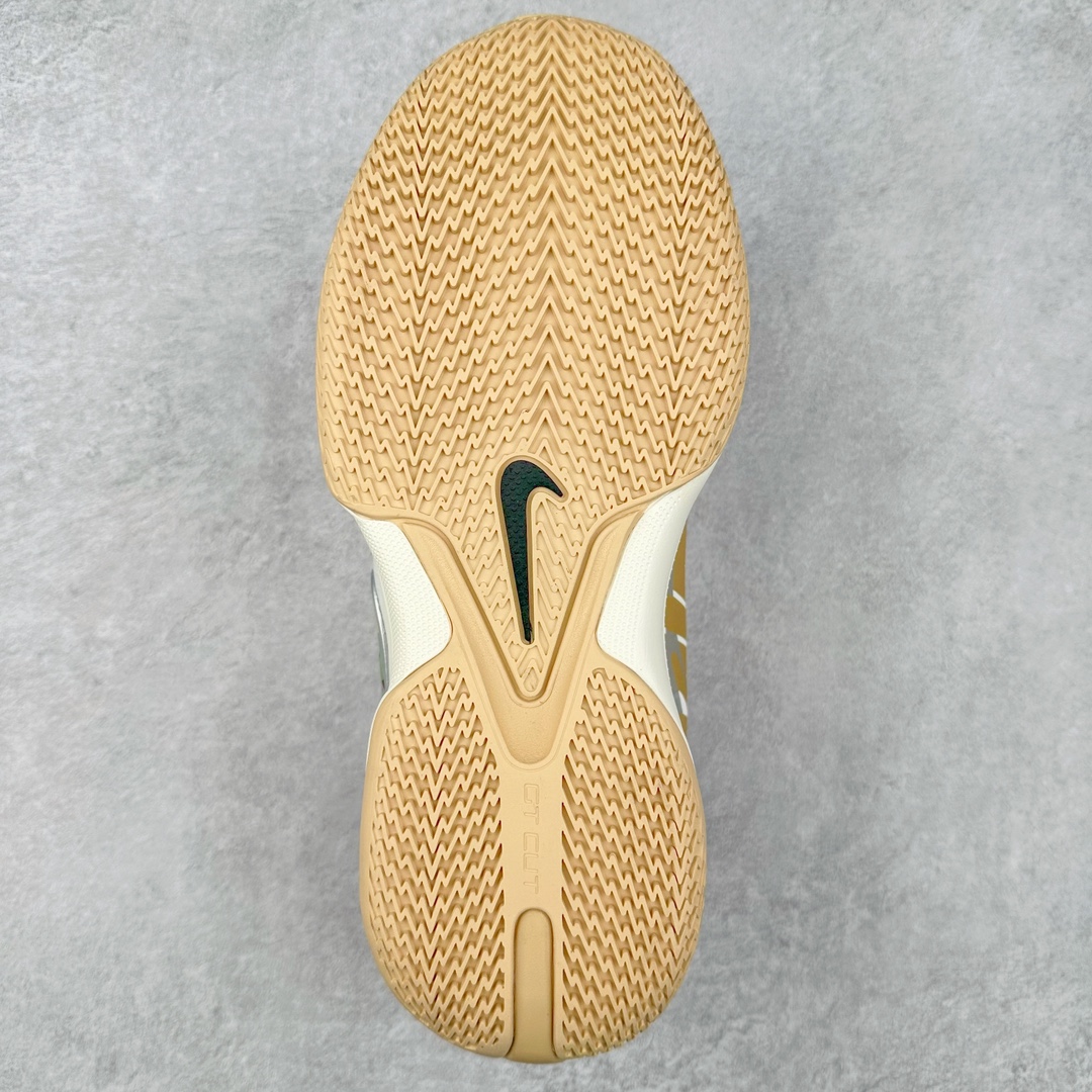 图片[9]-NK Air Zoom G.T. Cut Academy EP GT男/女篮球鞋 HM3700-291 NK首度推出G.T. Cut 系列的平价款式G.T. Cut Academy，外型维持一贯的流线型设计。不同价格的款式，让不同需求的球友也能入手适合自己的球鞋。足底出色抓地设计，助你瞬息急停，随意变速，轻松摆脱对手，驰骋赛场。匠心底纹从后跟延伸至鞋头，铸就急起急停的强劲抓地表现，助力实现侧向突破和快速移步。鞋款采用出众回弹设计，为切入、转向和移步篮筐提供出色的能量回馈。回弹性能带来弹力充沛的迈步体验，让你爆发疾速。前足搭载 Zoom Air 缓震配置，助你在赛事升温之际迅猛出击。足底缓震配置带来舒适比赛体验。中底搭载厚实泡绵，营造非凡舒适的支撑感受。该鞋款可轻松驾驭坚硬地面，助力鏖战。尺码：36 36.5 37.5 38 38.5 39 40 40.5 41 42 42.5 43 44 44.5 45 46-选品中心