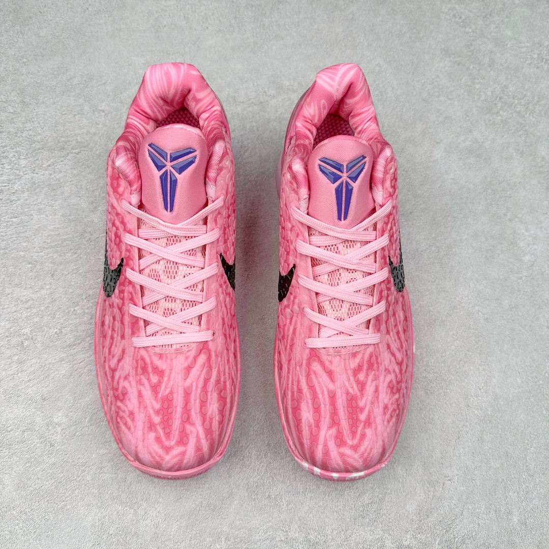 图片[2]-NK Zoom Kobe 6 科比六代 CW2190-602 采用了复合式的鞋面 内层为透气网面 中层加载Fly wire科技 而外层则用聚氨酯岛状结构塑造出非常逼真的蛇麟纹路 多层的鞋面结构带来了更好的透气性和更有针对性的保护 加入了双层记忆海绵鞋垫 可根据球员脚形自动调节以提高合脚度 使脚感更加柔软舒适 赋予球员非一般的球场舒适感受 尺码：40 40.5 41 42 42.5 43 44 44.5 45 46-选品中心