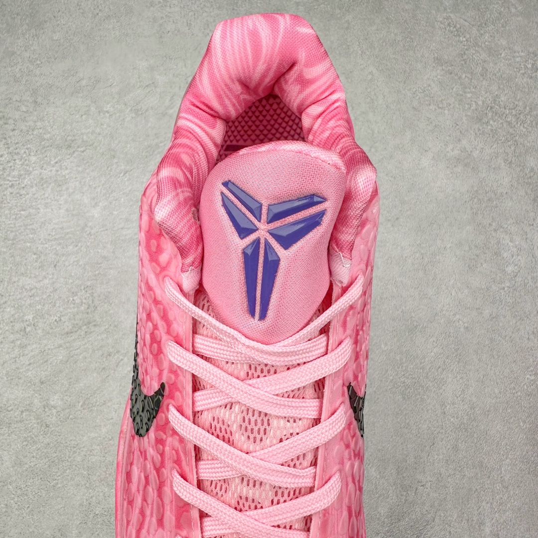 图片[5]-NK Zoom Kobe 6 科比六代 CW2190-602 采用了复合式的鞋面 内层为透气网面 中层加载Fly wire科技 而外层则用聚氨酯岛状结构塑造出非常逼真的蛇麟纹路 多层的鞋面结构带来了更好的透气性和更有针对性的保护 加入了双层记忆海绵鞋垫 可根据球员脚形自动调节以提高合脚度 使脚感更加柔软舒适 赋予球员非一般的球场舒适感受 尺码：40 40.5 41 42 42.5 43 44 44.5 45 46-选品中心