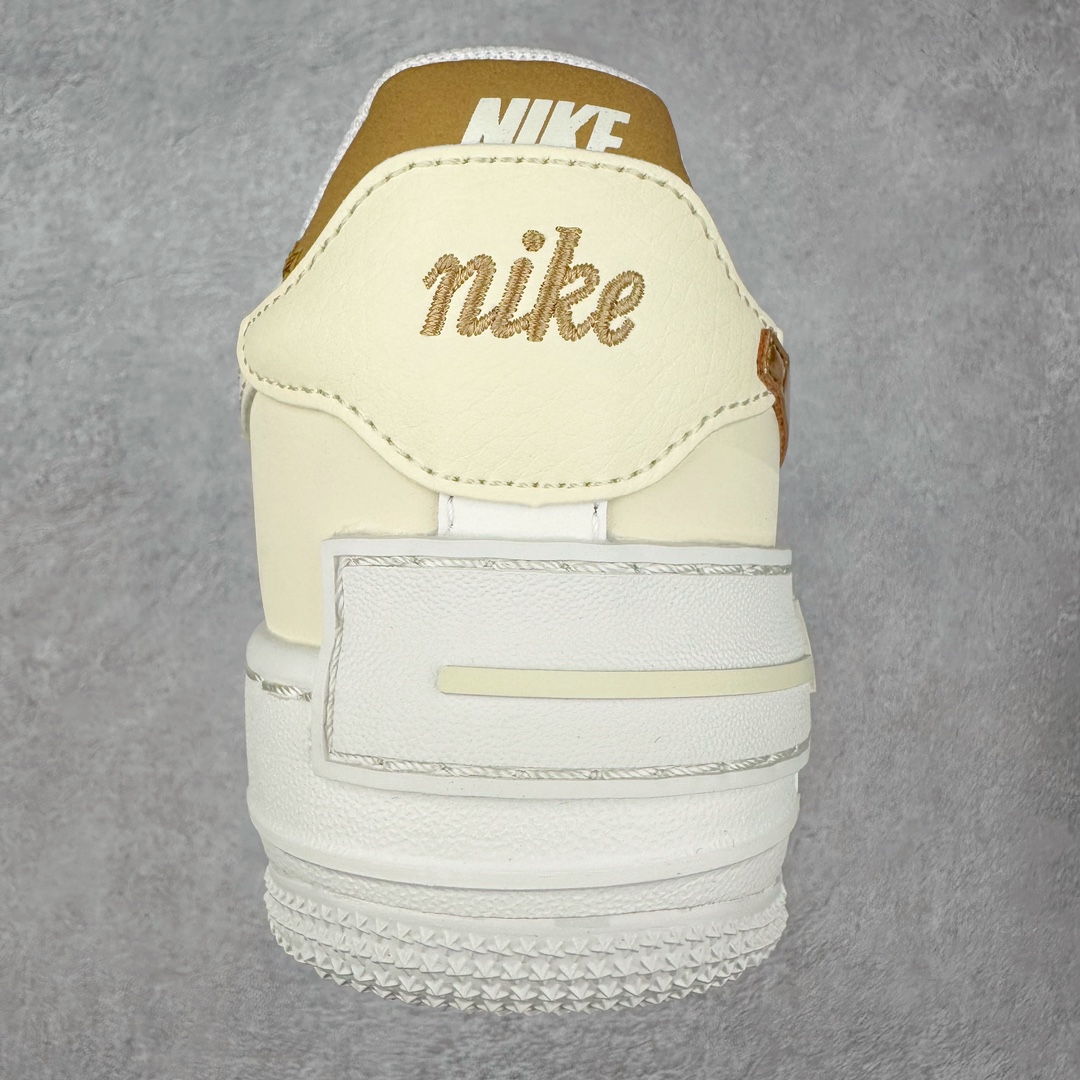 图片[8]-NK Air Force 1´07 Low 空军一号低帮百搭休闲运动板鞋 DZ1847-108 柔软、弹性十足的缓震性能和出色的中底设计 横跨复古与现代的外型结合 造就出风靡全球 三十多年的Force 1 直到今天还深受青睐 尺码：36 36.5 37.5 38 38.5 39 40 40.5 41 42 42.5 43 44 44.5 45-选品中心