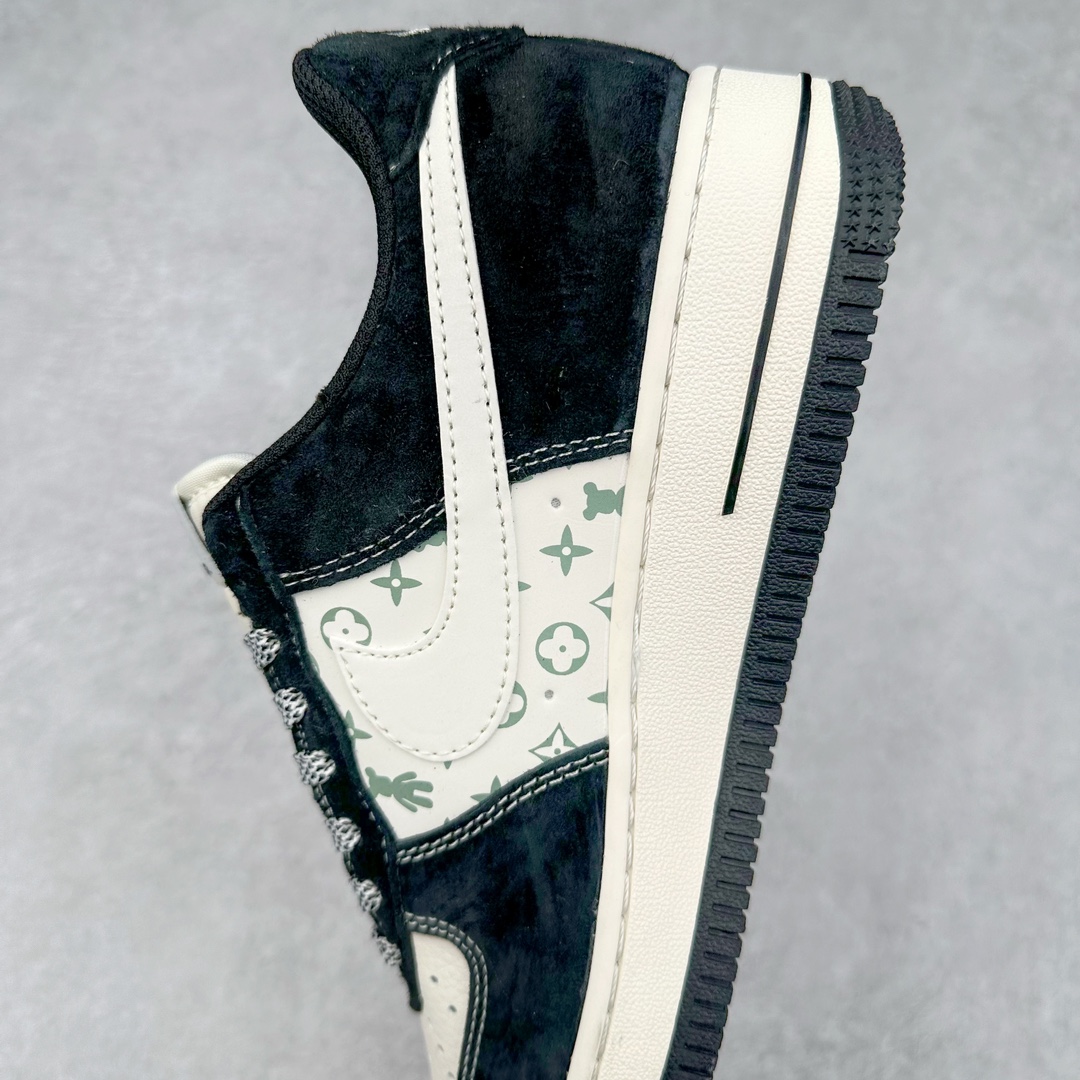 图片[7]-NK Air Force 1´07 Low 空军一号低帮百搭休闲运动板鞋 SJ9188-003 柔软、弹性十足的缓震性能和出色的中底设计 横跨复古与现代的外型结合 造就出风靡全球 三十多年的Force 1 直到今天还深受青睐 尺码：36 36.5 37.5 38 38.5 39 40 40.5 41 42 42.5 43 44 44.5 45-选品中心