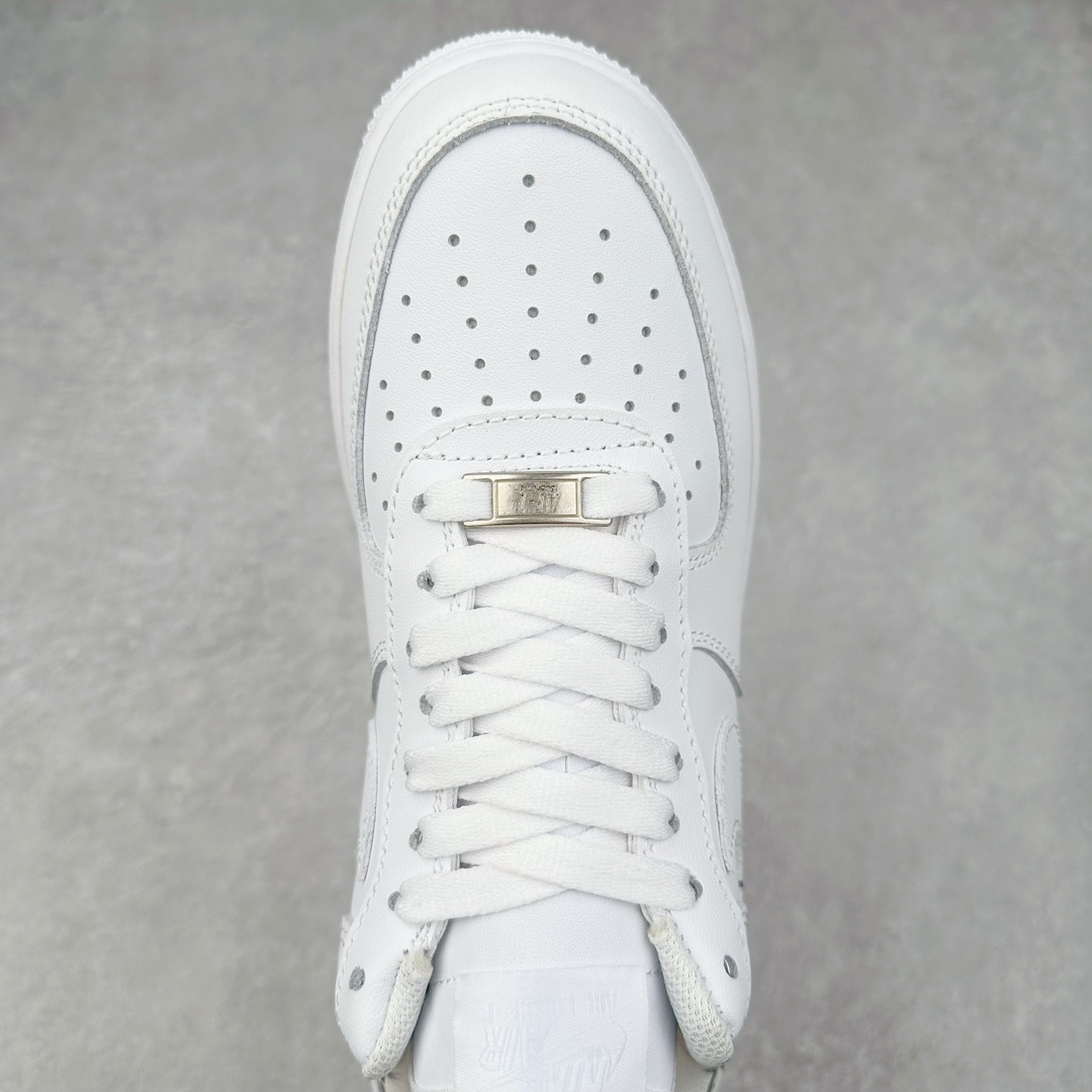 图片[4]-NK Air Force 1´07 Low 空军一号低帮百搭休闲运动板鞋 923044-100 柔软、弹性十足的缓震性能和出色的中底设计 横跨复古与现代的外型结合 造就出风靡全球 三十多年的Force 1 直到今天还深受青睐 尺码：36 36.5 37.5 38 38.5 39 40 40.5 41 42 42.5 43 44 44.5 45-选品中心