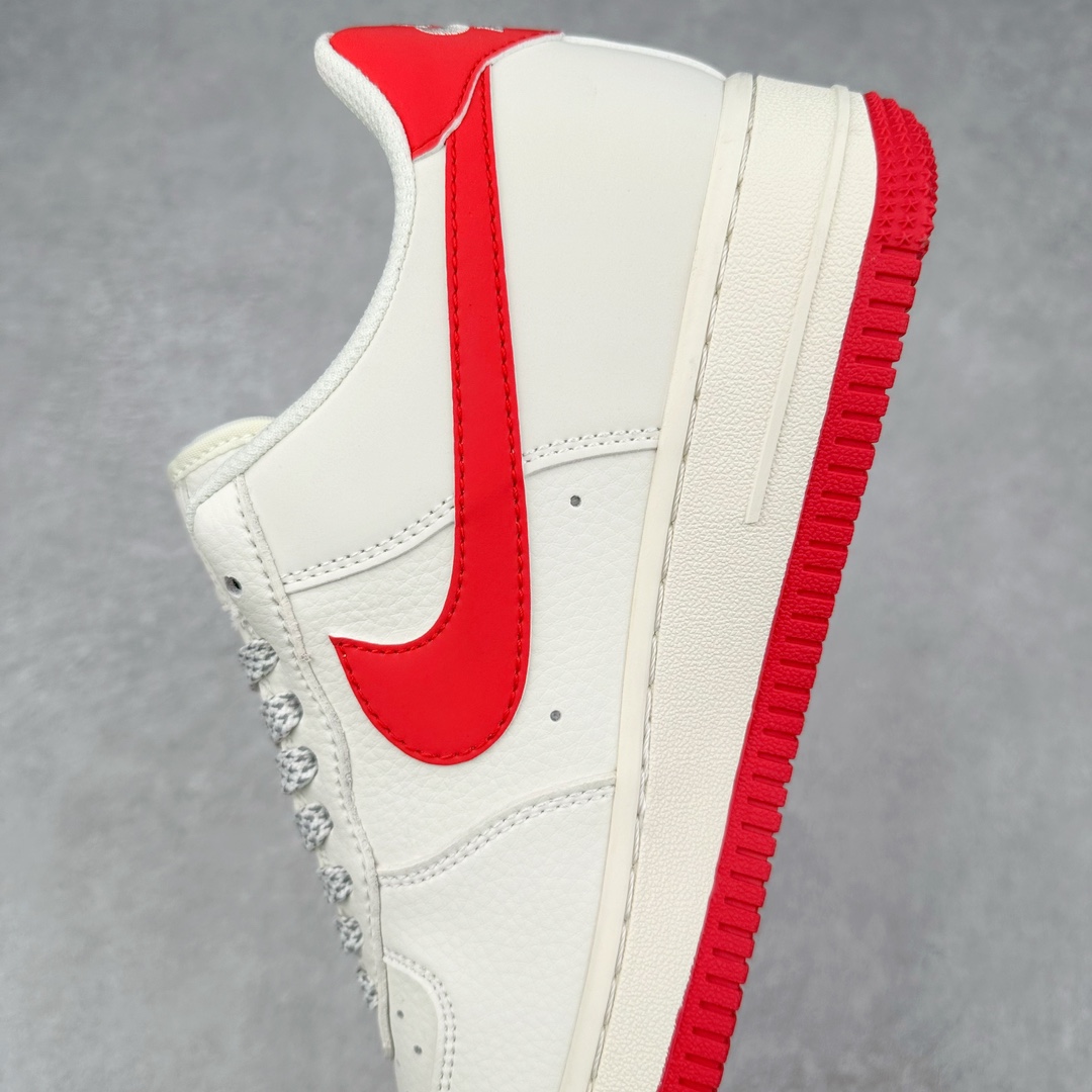 图片[7]-NK Air Force 1´07 Low 空军一号低帮百搭休闲运动板鞋 HD1968-026 柔软、弹性十足的缓震性能和出色的中底设计 横跨复古与现代的外型结合 造就出风靡全球 三十多年的Force 1 直到今天还深受青睐 尺码：36 36.5 37.5 38 38.5 39 40 40.5 41 42 42.5 43 44 44.5 45-选品中心