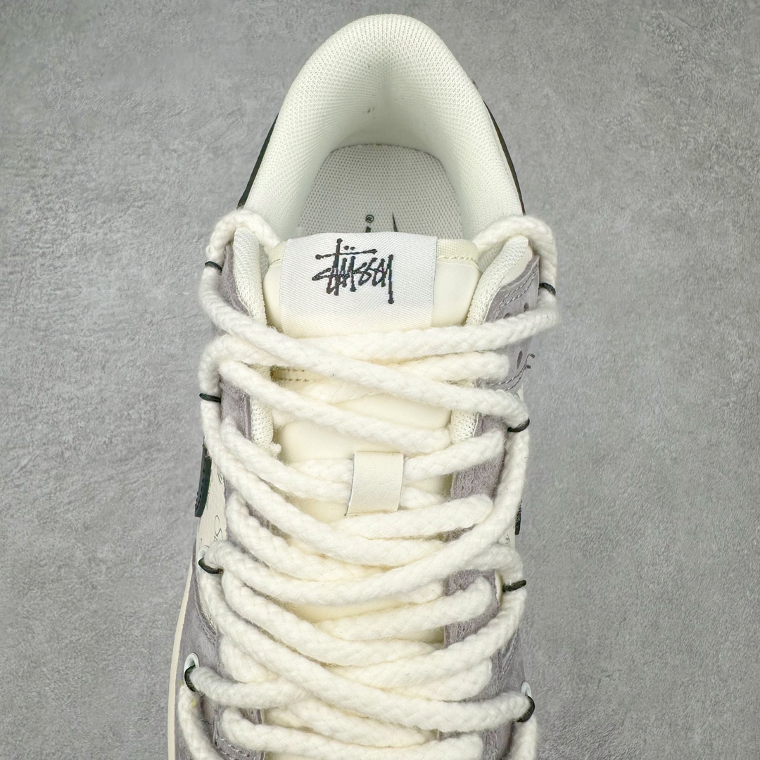 图片[5]-NK Dunk Low 定制配色 SJ2068-293 大厂出品 极力推荐 原装头层材料 独家版型蒸餾加工帶來的是更好的视觉和脚感体验大厂纯原品质出货 清洁度 电绣工艺 皮料切割干净无任何毛边 细节完美 尺码：36 36.5 37.5 38 38.5 39 40 40.5 41 42 42.5 43 44 44.5 45 46 47.5-选品中心