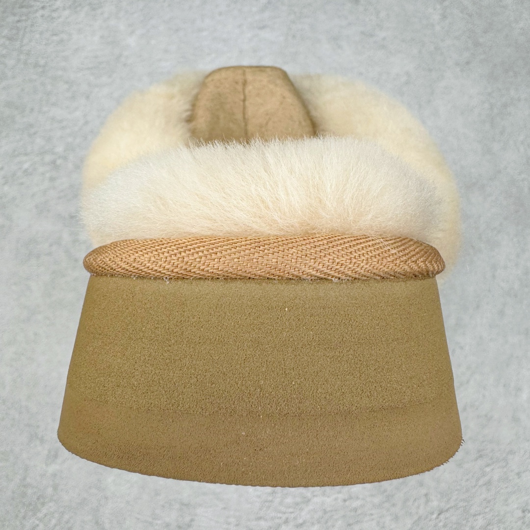 图片[8]-＃桑坡UGG盲盒福利 UGG 经典秋冬羊皮毛一体雪地靴 白菜价亏本清仓套现转新款 机不可失 好好把握 随机一双 只选尺码 商品款式均为上架顶级款式 保证稳赚不赔 无通货 无烂货 会有轻微瑕疵的情况 友情提醒 买到是亏还是赚 每个人定义不同福袋闷包理论上和赌博心理相同玩的就是惊喜 玩的就是心跳活动商品无严重质量问题不退换 桑坡大厂直供 隆丰A级澳洲进口羊皮毛一体 完全遵循ZP工艺流程 代工厂原厂版师 秉承无原鞋不开发选择 注重每一处细节 市面最正版型 TREADLITE\\\”轻翼\\\”科技外底 轻便/耐用/柔韧/桩型 翻毛皮鞋面 细腻亲肤再生聚酯纤维滚边 舒适易打理 保暖性佳 UGG plush™ 里衬和内底 茸软亲肤 舒适暖足 经典鞋型搭配轻盈厚底 稳稳拿捏秋冬出街时髦造型 Treadlite by UGG 轻翼大底 轻盈缓震 为双足减负 舒适轻便 助你轻松畅玩整天 尺码：35 36 37 38 39 40-选品中心