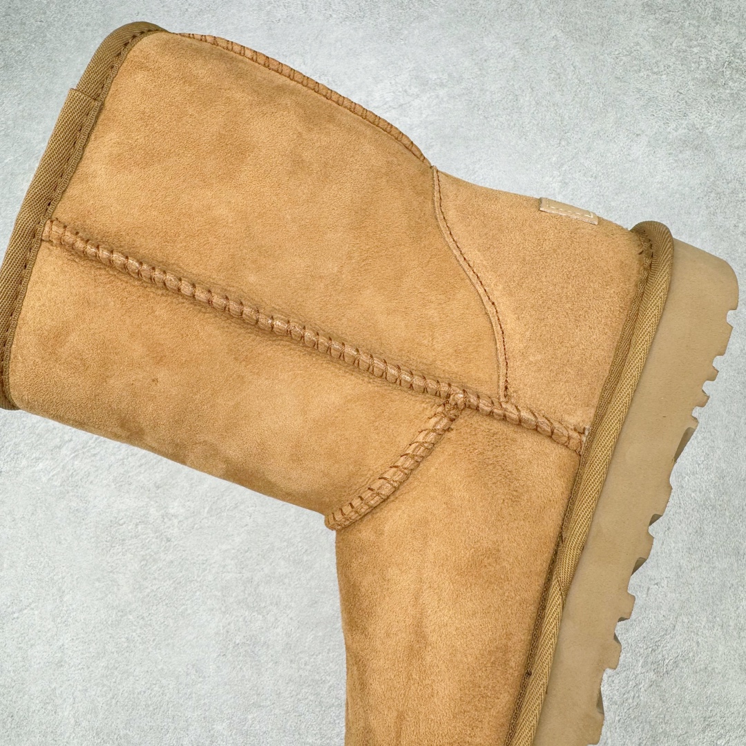 图片[7]-＃CS UGG 6223 经典中筒秋冬羊皮毛一体雪地靴 全鞋采用ZP同厂 隆丰A级澳洲进口羊皮毛一体 品牌代工厂生产线 完全遵循ZP工艺流程 代工厂原厂版师 秉承无原鞋不开发选择 注重每一处细节 市面最正版型 TREADLITE\\\”轻翼\\\”科技外底 轻便/耐用/柔韧/桩型【售后郑重承诺】一个月内若出现重大脱胶/断底等质量问题 直接为您换新！尺码：35 36 37 38 39 40-选品中心