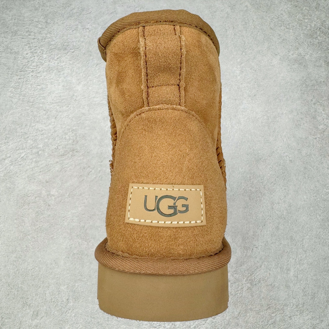 图片[8]-＃CS UGG 6222 经典短筒秋冬羊皮毛一体雪地靴 全鞋采用ZP同厂 隆丰A级澳洲进口羊皮毛一体 品牌代工厂生产线 完全遵循ZP工艺流程 代工厂原厂版师 秉承无原鞋不开发选择 注重每一处细节 市面最正版型 TREADLITE\\\”轻翼\\\”科技外底 轻便/耐用/柔韧/桩型【售后郑重承诺】一个月内若出现重大脱胶/断底等质量问题 直接为您换新！尺码：35 36 37 38 39 40-选品中心