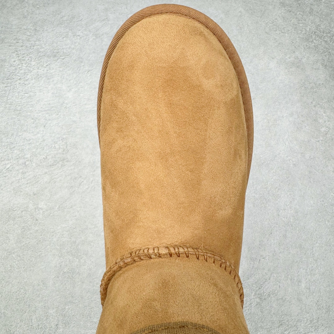 图片[4]-＃CS UGG 6222 经典短筒秋冬羊皮毛一体雪地靴 全鞋采用ZP同厂 隆丰A级澳洲进口羊皮毛一体 品牌代工厂生产线 完全遵循ZP工艺流程 代工厂原厂版师 秉承无原鞋不开发选择 注重每一处细节 市面最正版型 TREADLITE\\\”轻翼\\\”科技外底 轻便/耐用/柔韧/桩型【售后郑重承诺】一个月内若出现重大脱胶/断底等质量问题 直接为您换新！尺码：35 36 37 38 39 40-选品中心