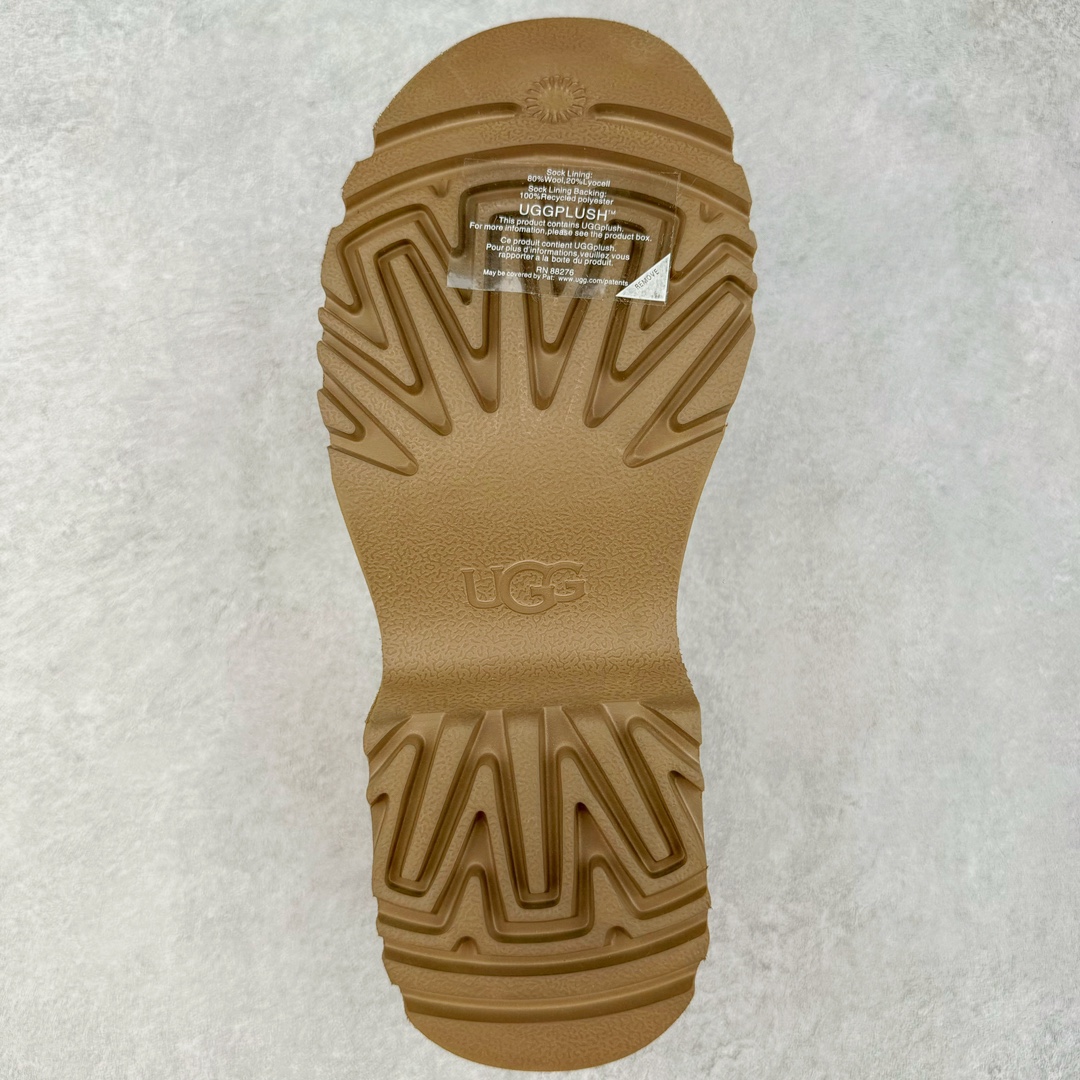 图片[9]-＃BK UGG 2510 经典秋冬羊皮毛一体雪地靴 全鞋采用ZP同厂 隆丰A级澳洲进口羊皮毛一体 品牌代工厂生产线 完全遵循ZP工艺流程 代工厂原厂版师 秉承无原鞋不开发选择 注重每一处细节 市面最正版型 TREADLITE\\\”轻翼\\\”科技外底 轻便/耐用/柔韧/桩型【售后郑重承诺】一个月内若出现重大脱胶/断底等质量问题 直接为您换新！尺码：35 36 37 38 39 40-选品中心