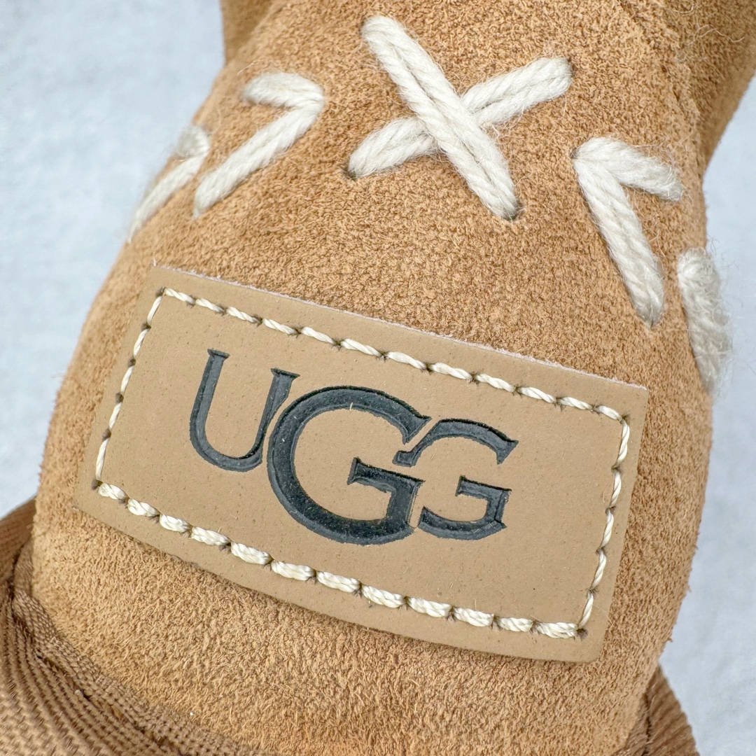 图片[14]-＃CS UGG 6901 经典短筒秋冬羊皮毛一体雪地靴 全鞋采用ZP同厂 隆丰A级澳洲进口羊皮毛一体 品牌代工厂生产线 完全遵循ZP工艺流程 代工厂原厂版师 秉承无原鞋不开发选择 注重每一处细节 市面最正版型 TREADLITE\\\”轻翼\\\”科技外底 轻便/耐用/柔韧/桩型【售后郑重承诺】一个月内若出现重大脱胶/断底等质量问题 直接为您换新！尺码：35 36 37 38 39 40-选品中心