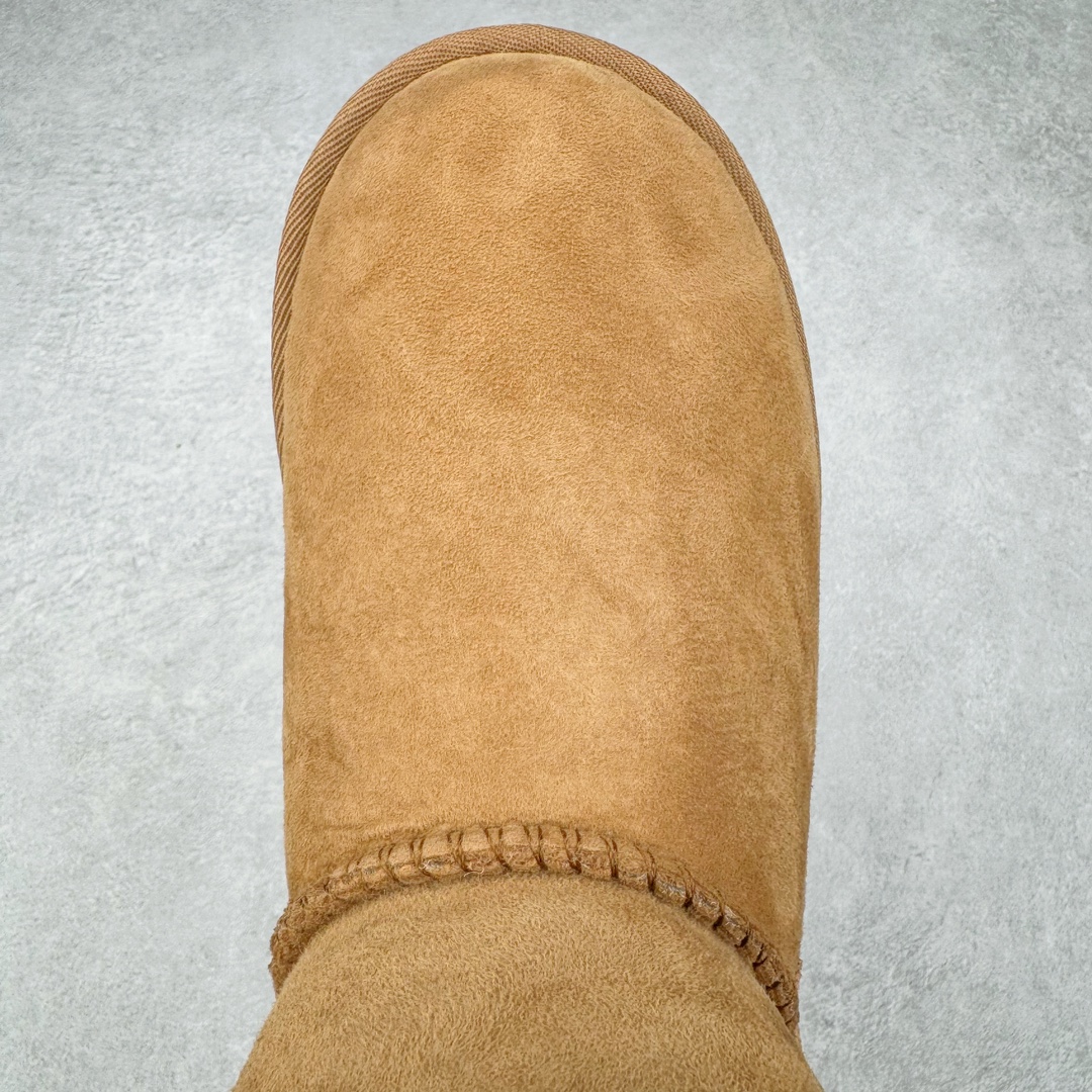 图片[4]-＃CS UGG 6901 经典短筒秋冬羊皮毛一体雪地靴 全鞋采用ZP同厂 隆丰A级澳洲进口羊皮毛一体 品牌代工厂生产线 完全遵循ZP工艺流程 代工厂原厂版师 秉承无原鞋不开发选择 注重每一处细节 市面最正版型 TREADLITE\\\”轻翼\\\”科技外底 轻便/耐用/柔韧/桩型【售后郑重承诺】一个月内若出现重大脱胶/断底等质量问题 直接为您换新！尺码：35 36 37 38 39 40-选品中心