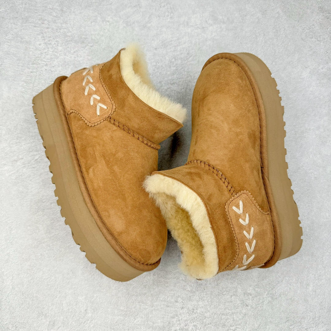 图片[3]-＃CS UGG 6901 经典短筒秋冬羊皮毛一体雪地靴 全鞋采用ZP同厂 隆丰A级澳洲进口羊皮毛一体 品牌代工厂生产线 完全遵循ZP工艺流程 代工厂原厂版师 秉承无原鞋不开发选择 注重每一处细节 市面最正版型 TREADLITE\\\”轻翼\\\”科技外底 轻便/耐用/柔韧/桩型【售后郑重承诺】一个月内若出现重大脱胶/断底等质量问题 直接为您换新！尺码：35 36 37 38 39 40-选品中心