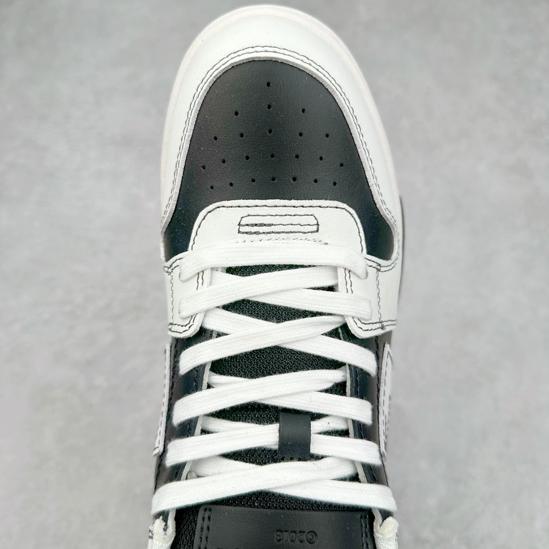 图片[4]-OFF-WHITE Out Of Office OW低帮时尚板鞋 全套原楦原纸版原鞋开模 全网最正确的版型 独家私模大底 最大开发至46码 大厂出品 细节到位 官方原盒原配 100加配色陆更新 终端控货 优势供应 续众明星上脚 由经典配色打造 箭头符号、ZipTie 标签、1ogo印花等经典元素皆在此呈现 让人一眼明了 Off-White 的潮流身份 单品以黑白配色皮质制成 饰有品牌标志性 zip Tie 束线带吊牌 侧面饰有 Arrows 图案 展现出品牌对街头风格的偏爱 尺码：36 37 38 39 40 41 42 43 44 45 46-选品中心