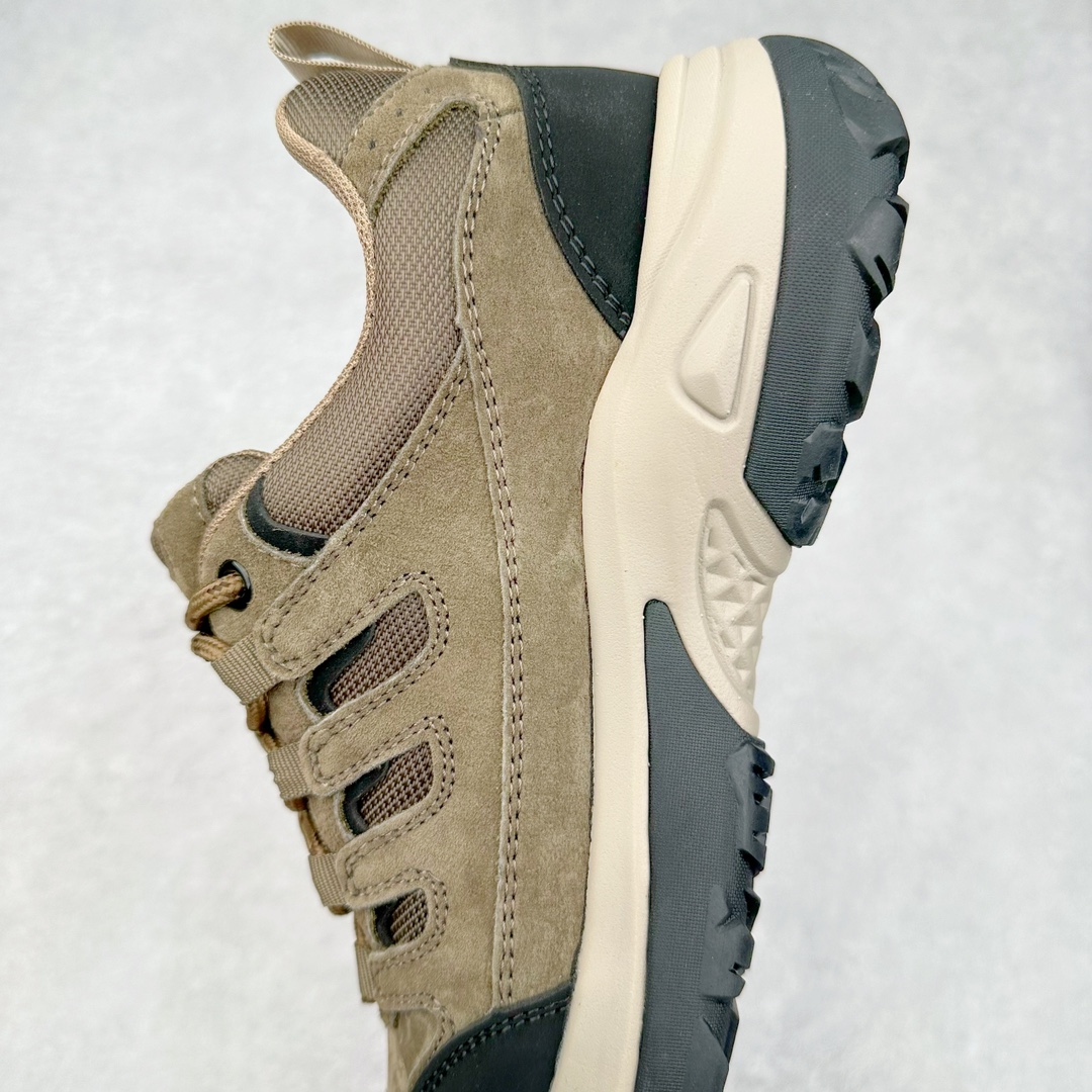 图片[7]-Ecco爱步户外牛皮反绒皮登山鞋 防滑越野跑步鞋 健步BIOMC踪迹系列 防撞鞋头 更好的面对崎岖防撞护趾 鞋面多处采用防裂车线 让鞋子经久耐穿不易开裂 轻量鞋身 透气护足 后跟编织提带 方便穿脱自由 鞋底疏水槽与止刹纹，轻松征踏湿滑崎岖 耐磨止滑 透气缓震 稳定支撑 越野无束尺码：38 39 40 41 42 43 44 45（皮鞋码）-选品中心