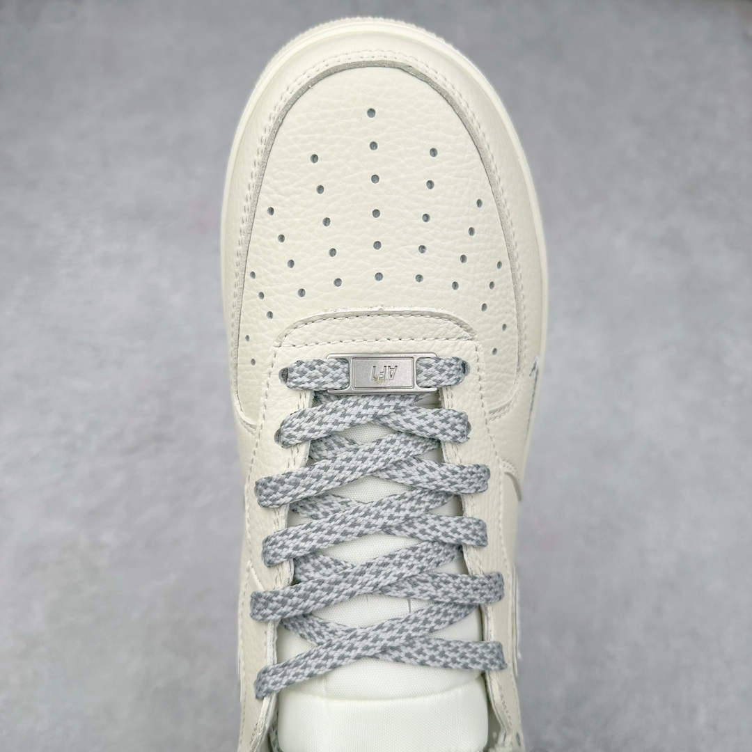 图片[4]-NK Air Force 1 Mid 空军一号中帮高帮百搭休闲运动板鞋 XL0236-232 柔软、弹性十足的缓震性能和出色的中底设计 横跨复古与现代的外型结合 造就出风靡全球三十多年的Force 1 尺码：36 36.5 37.5 38 38.5 39 40 40.5 41 42 42.5 43 44 44.5 45-选品中心