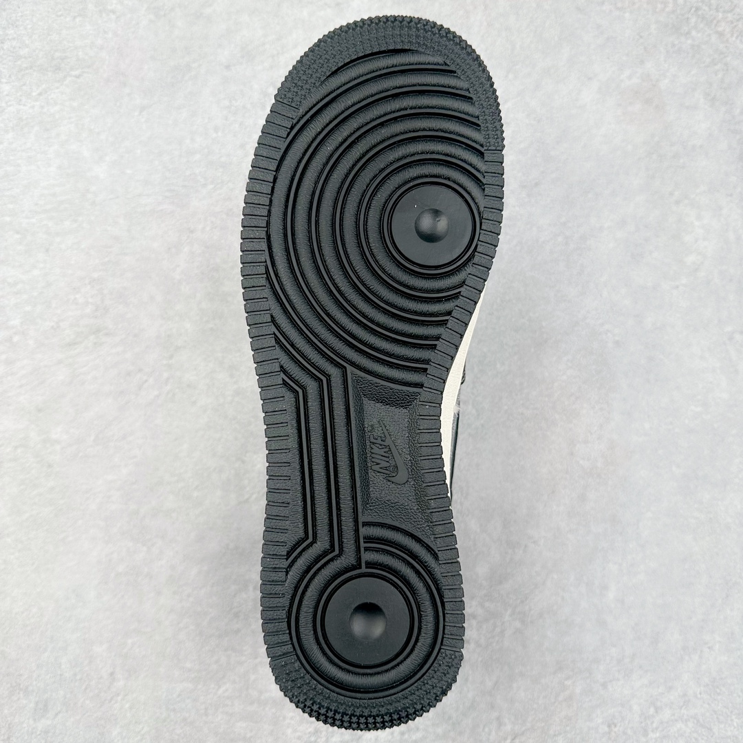 图片[9]-NK Air Force 1´07 Low 空军一号低帮百搭休闲运动板鞋 XZ1968-518 柔软、弹性十足的缓震性能和出色的中底设计 横跨复古与现代的外型结合 造就出风靡全球 三十多年的Force 1 直到今天还深受青睐 尺码：36 36.5 37.5 38 38.5 39 40 40.5 41 42 42.5 43 44 44.5 45-选品中心