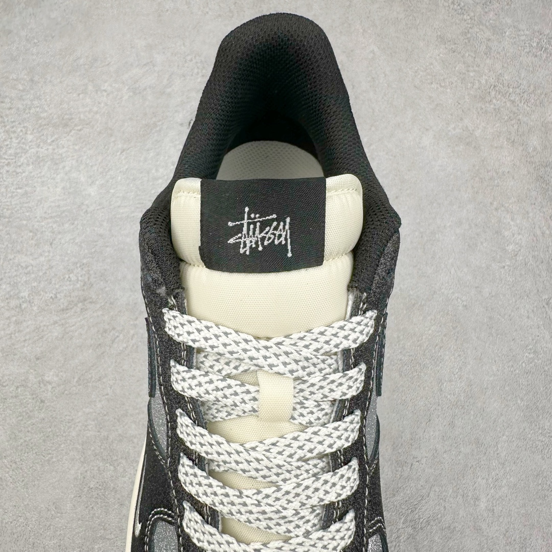 图片[5]-NK Air Force 1´07 Low 空军一号低帮百搭休闲运动板鞋 XZ1968-518 柔软、弹性十足的缓震性能和出色的中底设计 横跨复古与现代的外型结合 造就出风靡全球 三十多年的Force 1 直到今天还深受青睐 尺码：36 36.5 37.5 38 38.5 39 40 40.5 41 42 42.5 43 44 44.5 45-选品中心