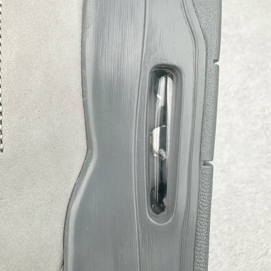 图片[13]-＃K版纯原 Air Jordan AJ4 SE “Paris Olympics” 巴黎奥运会 FQ7928-001 全新升级改良 原鞋原楦原纸板同源开发 完美呈现乔4的版型 内侧正确双色网格 还原细节 原厂皮料 正确气垫颜色 正确网格工艺 正确拉帮工艺 全鞋原装材料制作 原档案原模具打造 支持全方位与正品对比 尺码：40 40.5 41 42 42.5 43 44 44.5 45 46 47.5-选品中心