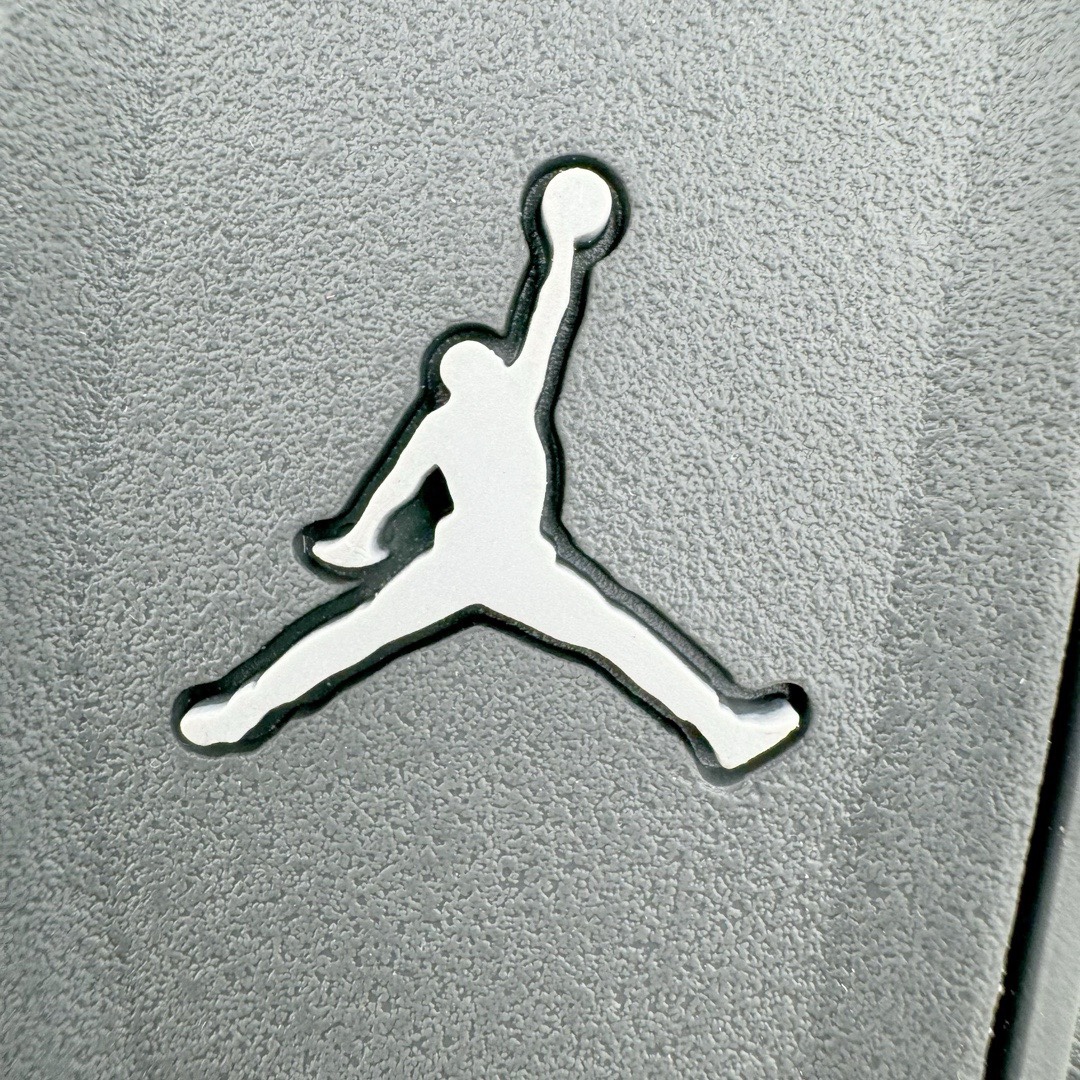 图片[10]-＃K版纯原 Air Jordan AJ4 Retro 氧化白绿 FQ8138-103 全新升级改良 原鞋原楦原纸板同源开发 完美呈现乔4的版型 内侧正确双色网格 还原细节 原厂皮料 正确气垫颜色 正确网格工艺 正确拉帮工艺 全鞋原装材料制作 原档案原模具打造 支持全方位与正品对比 尺码：40 40.5 41 42 42.5 43 44 44.5 45 46 47.5-选品中心