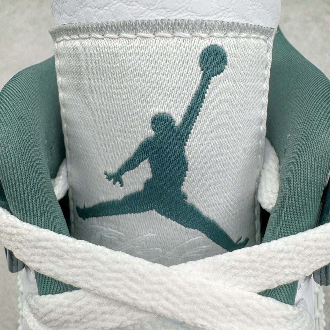 图片[17]-＃K版纯原 Air Jordan AJ4 Retro 氧化白绿 FQ8138-103 全新升级改良 原鞋原楦原纸板同源开发 完美呈现乔4的版型 内侧正确双色网格 还原细节 原厂皮料 正确气垫颜色 正确网格工艺 正确拉帮工艺 全鞋原装材料制作 原档案原模具打造 支持全方位与正品对比 尺码：40 40.5 41 42 42.5 43 44 44.5 45 46 47.5-选品中心