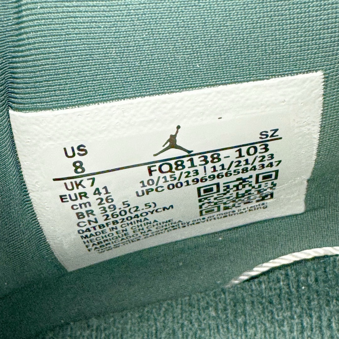 图片[13]-＃K版纯原 Air Jordan AJ4 Retro 氧化白绿 FQ8138-103 全新升级改良 原鞋原楦原纸板同源开发 完美呈现乔4的版型 内侧正确双色网格 还原细节 原厂皮料 正确气垫颜色 正确网格工艺 正确拉帮工艺 全鞋原装材料制作 原档案原模具打造 支持全方位与正品对比 尺码：40 40.5 41 42 42.5 43 44 44.5 45 46 47.5-选品中心