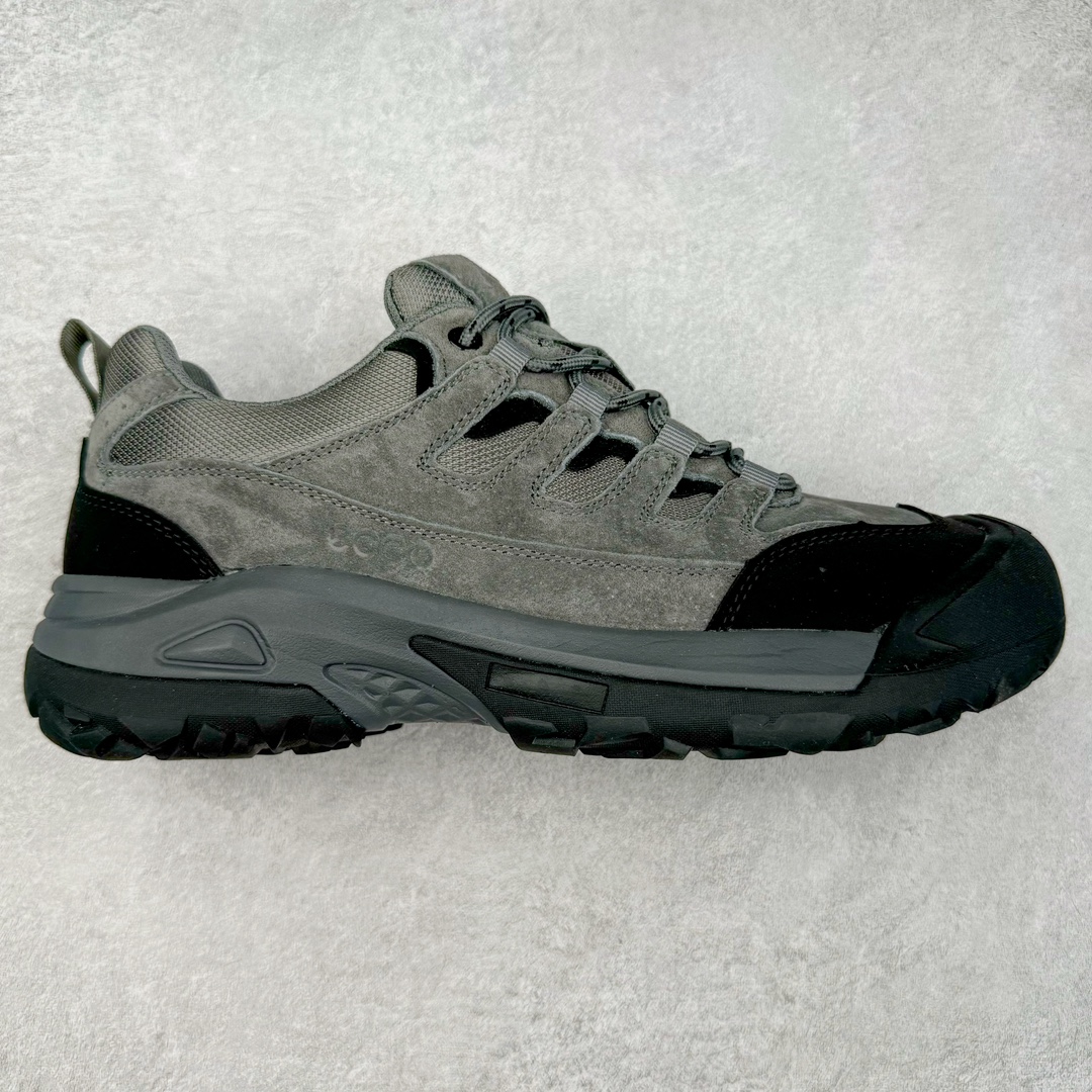 Ecco爱步户外牛皮反绒皮登山鞋 防滑越野跑步鞋 健步BIOMC踪迹系列 防撞鞋头 更好的面对崎岖防撞护趾 鞋面多处采用防裂车线 让鞋子经久耐穿不易开裂 轻量鞋身 透气护足 后跟编织提带 方便穿脱自由 鞋底疏水槽与止刹纹，轻松征踏湿滑崎岖 耐磨止滑 透气缓震 稳定支撑 越野无束尺码：38 39 40 41 42 43 44 45（皮鞋码）-选品中心