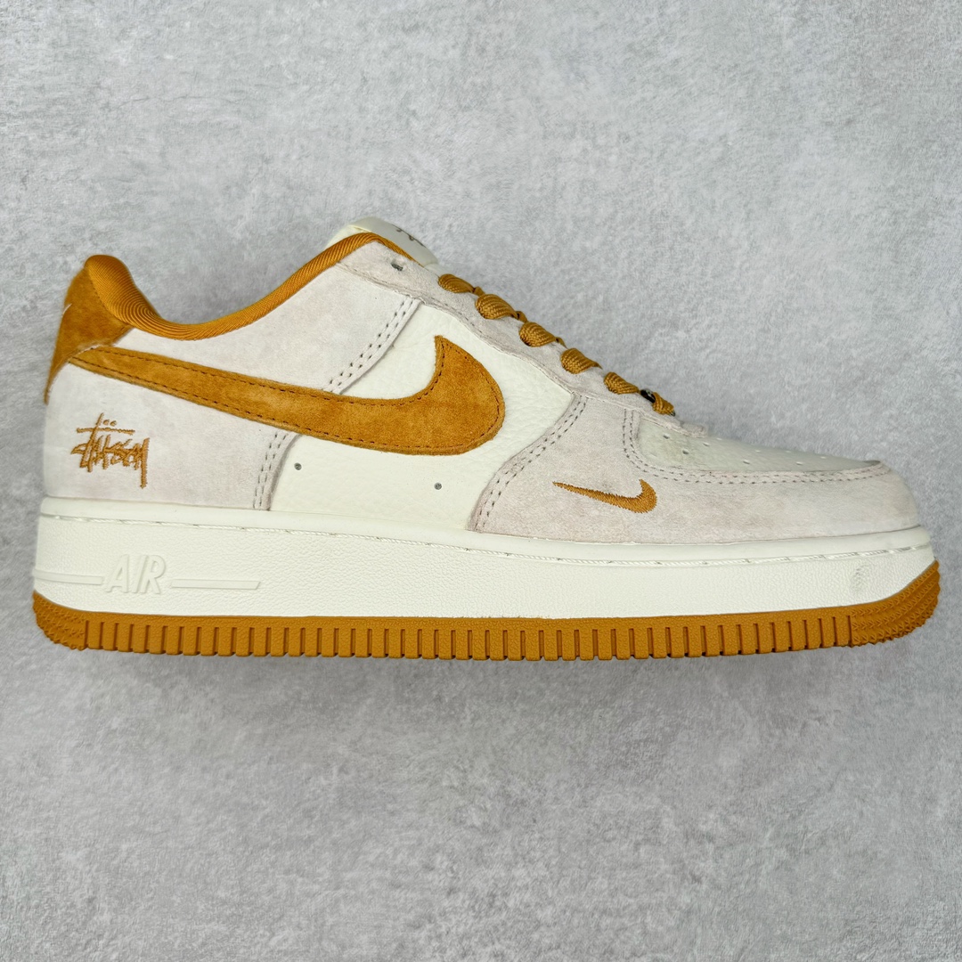 NK Air Force 1´07 Low 空军一号低帮百搭休闲运动板鞋 HD1968-020 柔软、弹性十足的缓震性能和出色的中底设计 横跨复古与现代的外型结合 造就出风靡全球 三十多年的Force 1 直到今天还深受青睐 尺码：36 36.5 37.5 38 38.5 39 40 40.5 41 42 42.5 43 44 44.5 45-选品中心