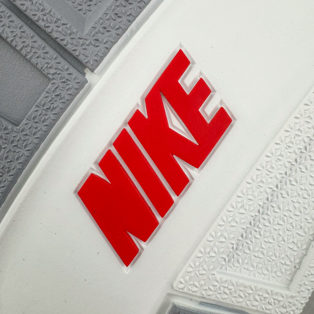 图片[19]-＃OG纯原 Air Jordan AJ3 Retro 复刻黑水泥 DN3707-010 原楦原纸板开发 确保原汁原味 原厂皮料质感色泽绝无偏差 完美中底拉帮 原厂中底钢印 原档案大底 如假白送 大底纹路 气垫通透度PU的回弹性均百分百还原 原厂电绣鞋舌飞人刺绣针数立体讲究精细欢迎对比正品原鞋 尺码：36 36.5 37.5 38 38.5 39 40 40.5 41 42 42.5 43 44 44.5 45 46 47.5-选品中心