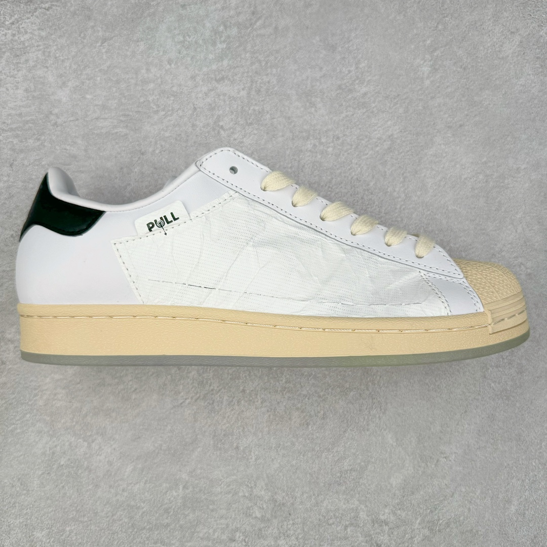 AD Originals Superstar 经典复古贝壳头板鞋 HQ3612 诞生于1969年 是第一双将全皮面鞋 身与橡胶鞋头结合在一起的低帮篮球鞋 Superstar最开始 是作为高帮篮球鞋Pro Model的低帮版本而出现的 但因为其独特和醒目的橡胶鞋头造型而让大家熟知 被大家形象地称为\\\”shelltoe\\\”贝壳头 在70年代的美国职业篮球场上 接近3/4的NBA球员都将这双Superstar作为场上用鞋 80年代之后 经过不断的改良和发展 Superstar逐渐成为横跨时装、音乐、街头文化、休闲和运动等各大领域的时尚潮鞋 尺码：36 36.5 37 38 38.5 39 40 40.5 41 42 42.5 43 44 44.5 45-选品中心