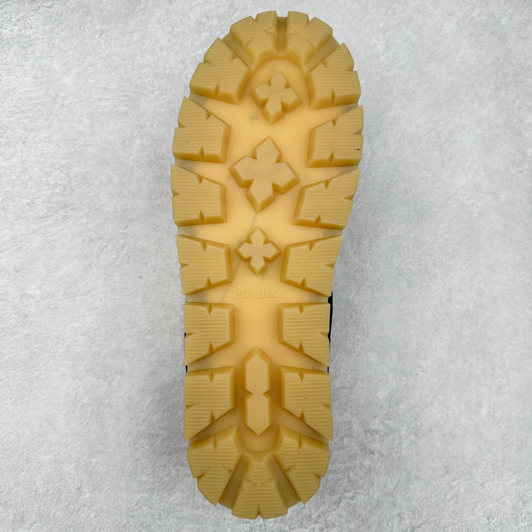 图片[9]-PRADA 普拉达2024ss 秋冬新款德训鞋 休闲鞋官网1.1复制 这款牛筋底上脚非常舒适，今年非常火爆 面料：鞋面进口麂皮 羊皮内里/原版tpu橡胶大底 尺码：35 36 37 38 39 40 41 42 43 44 45-选品中心