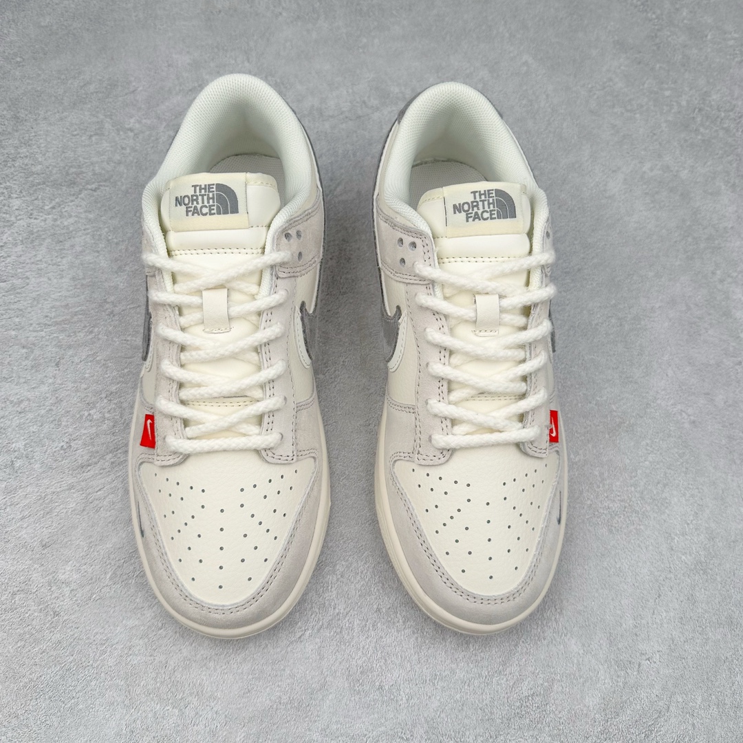 图片[2]-NK Dunk Low 定制配色 SJ1089-009 大厂出品 极力推荐 原装头层材料 独家版型蒸餾加工帶來的是更好的视觉和脚感体验大厂纯原品质出货 清洁度 电绣工艺 皮料切割干净无任何毛边 细节完美 尺码：36 36.5 37.5 38 38.5 39 40 40.5 41 42 42.5 43 44 44.5 45 46 47.5-选品中心