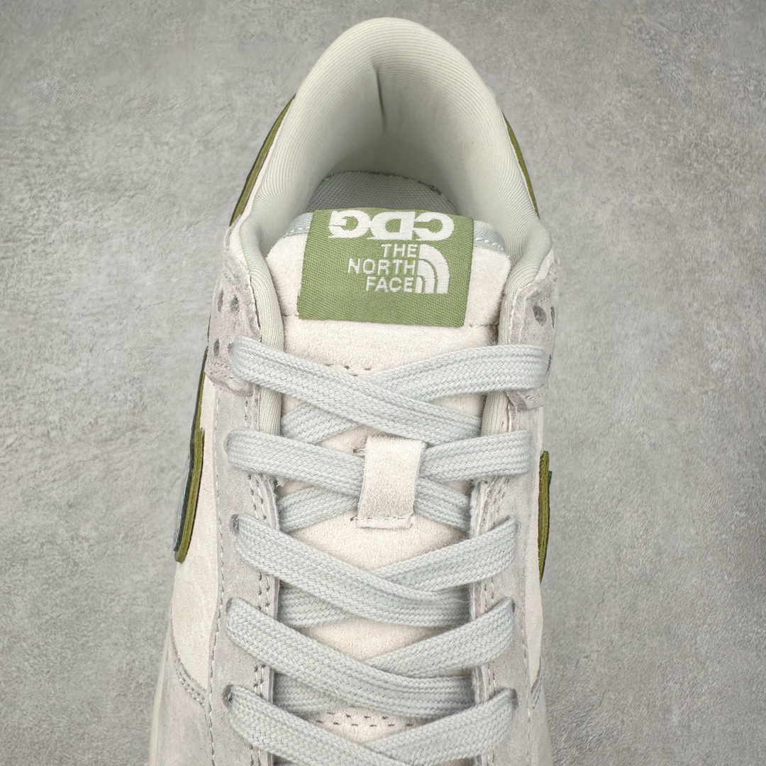 图片[5]-NK Dunk Low 定制配色 DQ1098-397 大厂出品 极力推荐 原装头层材料 独家版型蒸餾加工帶來的是更好的视觉和脚感体验大厂纯原品质出货 清洁度 电绣工艺 皮料切割干净无任何毛边 细节完美 尺码：36 36.5 37.5 38 38.5 39 40 40.5 41 42 42.5 43 44 44.5 45 46 47.5-选品中心