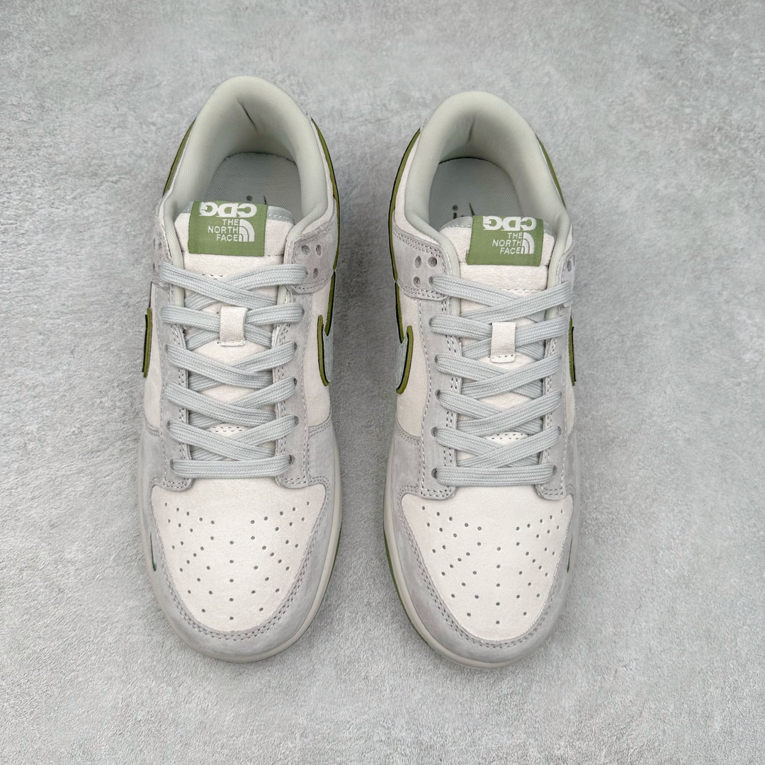 图片[2]-NK Dunk Low 定制配色 DQ1098-397 大厂出品 极力推荐 原装头层材料 独家版型蒸餾加工帶來的是更好的视觉和脚感体验大厂纯原品质出货 清洁度 电绣工艺 皮料切割干净无任何毛边 细节完美 尺码：36 36.5 37.5 38 38.5 39 40 40.5 41 42 42.5 43 44 44.5 45 46 47.5-选品中心