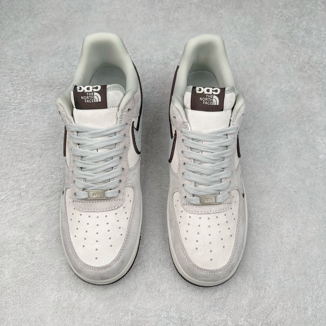 图片[2]-NK Air Force 1´07 Low 空军一号低帮百搭休闲运动板鞋 HD1968-015 柔软、弹性十足的缓震性能和出色的中底设计 横跨复古与现代的外型结合 造就出风靡全球 三十多年的Force 1 直到今天还深受青睐 尺码：36 36.5 37.5 38 38.5 39 40 40.5 41 42 42.5 43 44 44.5 45-选品中心