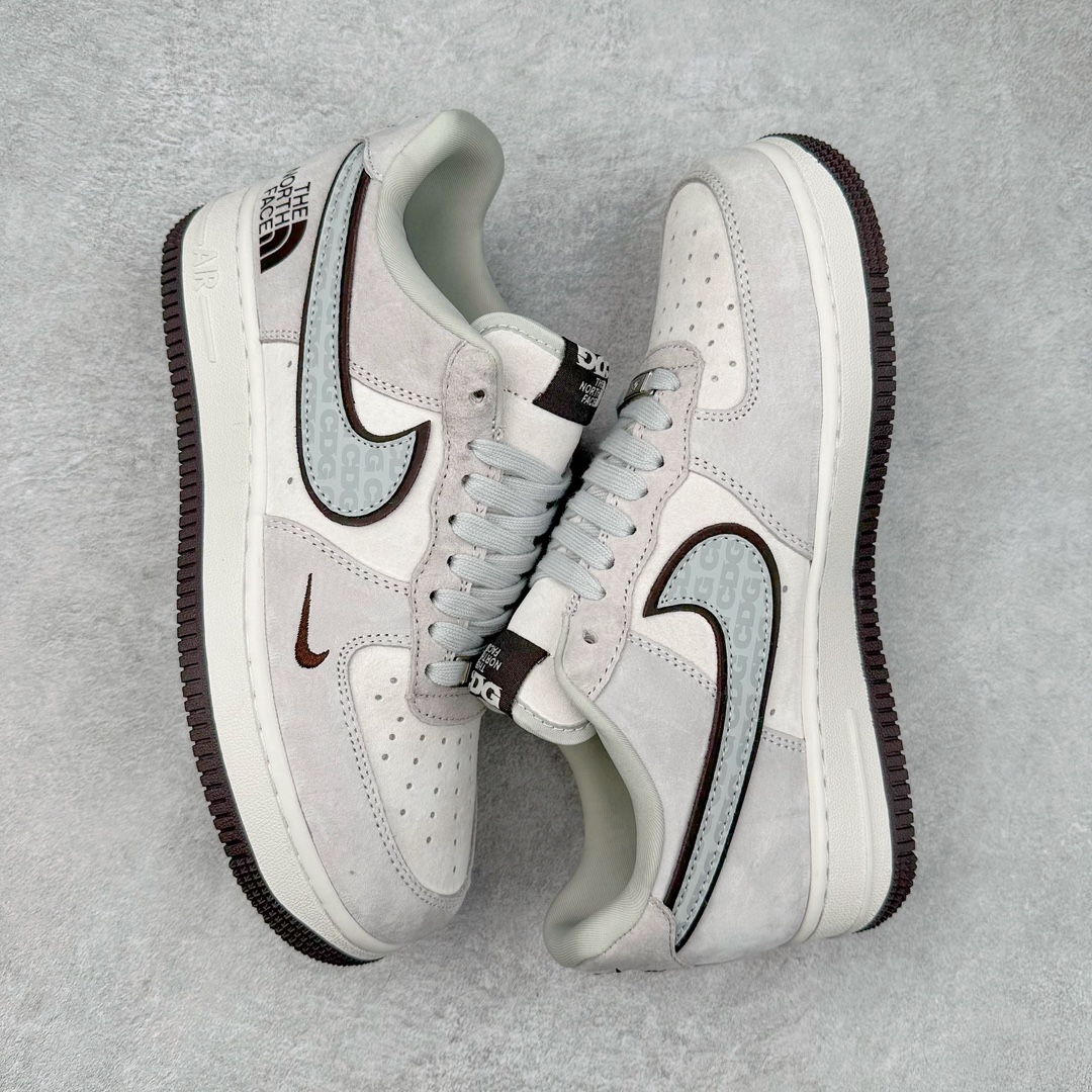 图片[3]-NK Air Force 1´07 Low 空军一号低帮百搭休闲运动板鞋 HD1968-015 柔软、弹性十足的缓震性能和出色的中底设计 横跨复古与现代的外型结合 造就出风靡全球 三十多年的Force 1 直到今天还深受青睐 尺码：36 36.5 37.5 38 38.5 39 40 40.5 41 42 42.5 43 44 44.5 45-选品中心