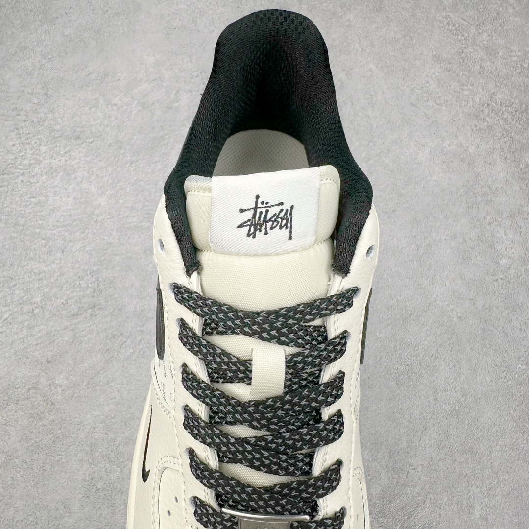 图片[5]-NK Air Force 1´07 Low 空军一号低帮百搭休闲运动板鞋 XZ3328-001 柔软、弹性十足的缓震性能和出色的中底设计 横跨复古与现代的外型结合 造就出风靡全球 三十多年的Force 1 直到今天还深受青睐 尺码：36 36.5 37.5 38 38.5 39 40 40.5 41 42 42.5 43 44 44.5 45-选品中心