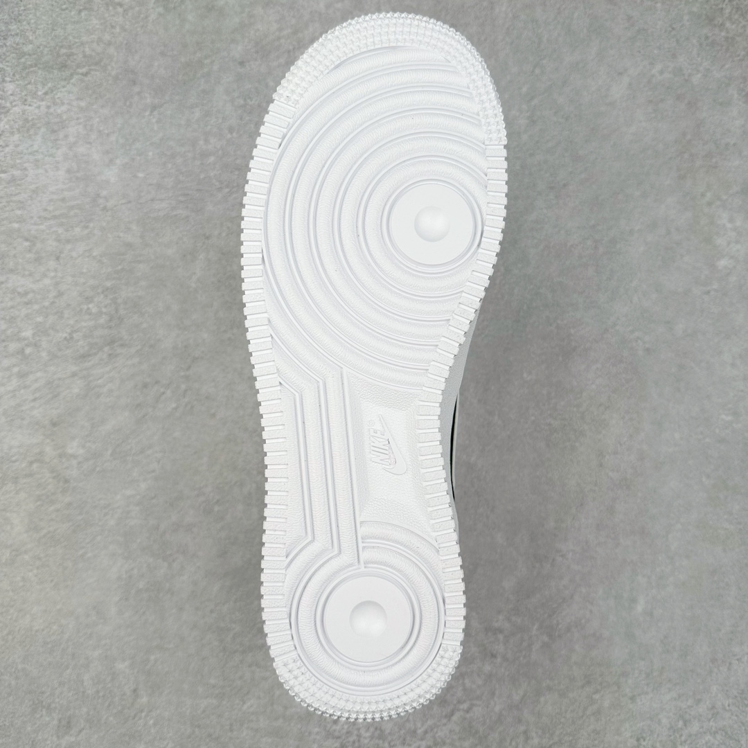 图片[9]-NK Air Force 1´07 Low 空军一号低帮百搭休闲运动板鞋 FV5948-001 柔软、弹性十足的缓震性能和出色的中底设计 横跨复古与现代的外型结合 造就出风靡全球 三十多年的Force 1 直到今天还深受青睐 尺码：36 36.5 37.5 38 38.5 39 40 40.5 41 42 42.5 43 44 44.5 45-选品中心