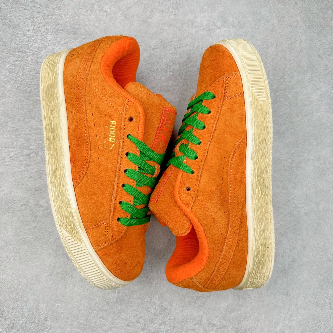 图片[3]-PUMA SUEDE XL 彪马新款面包鞋男女同款复古休闲板鞋 赠送一双鞋带 鞋身通体采用细腻的麂皮材质 厚实柔软 质感出众 鞋侧保留PUMA标志性跑道图案 侧面与后跟点缀金属色PUMA LOGO 兼具辨识度与细节感 加厚鞋垫、饱满鞋舌 搭配加宽扁形鞋带 使得穿着感更加贴合与舒适 值得一提的是 本季SUEDE XL鞋款以黑色、红色及蓝色最为瞩目 经典黑的配色 在低调之余可轻松驾驭任何潮流风格造型 而高饱和度的配色 则是当之无愧的早春出街利器。货号： 395205 尺码：36 37 37.5 38 38.5 39 40 40.5 41 42 42.5 43 44 45-选品中心