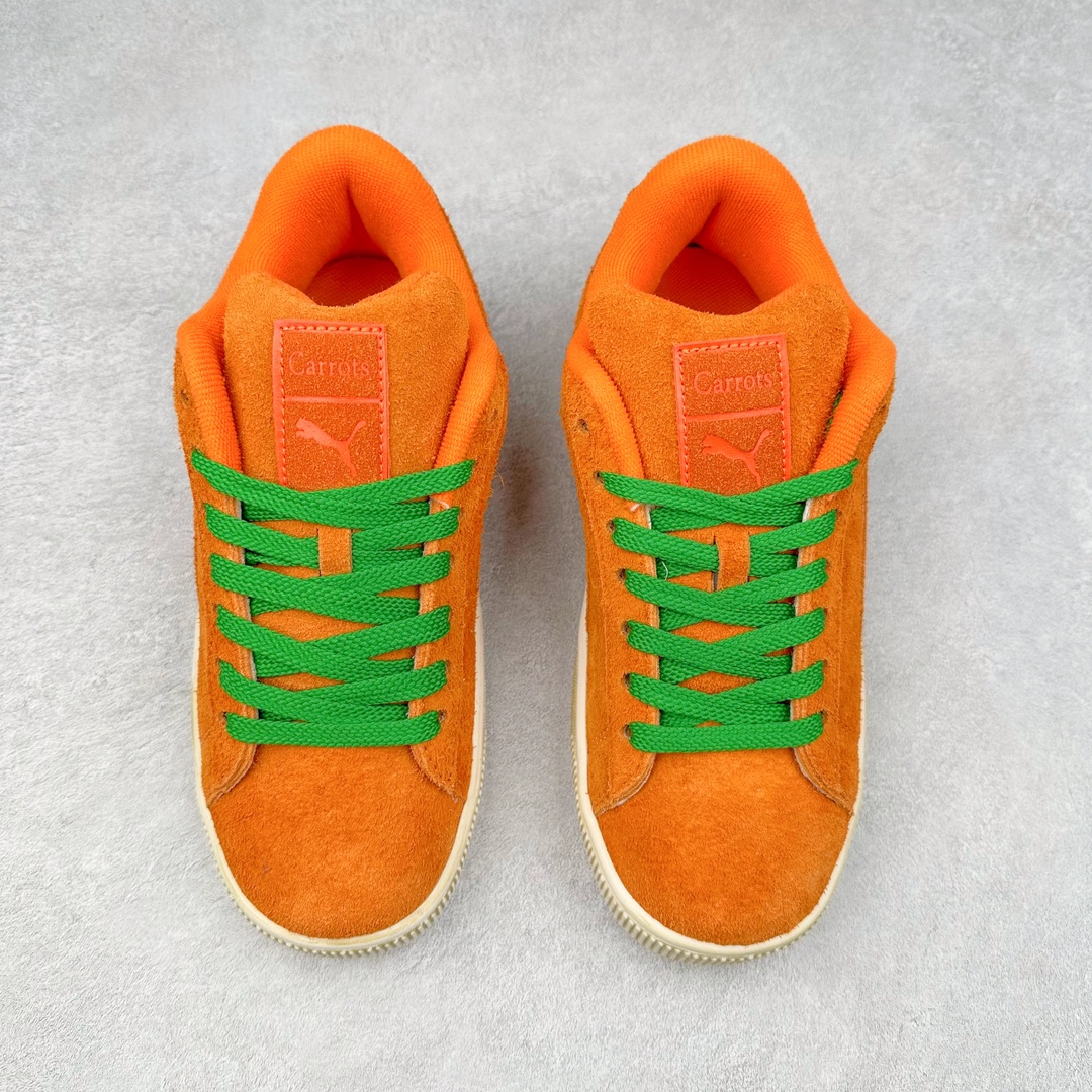 图片[2]-PUMA SUEDE XL 彪马新款面包鞋男女同款复古休闲板鞋 赠送一双鞋带 鞋身通体采用细腻的麂皮材质 厚实柔软 质感出众 鞋侧保留PUMA标志性跑道图案 侧面与后跟点缀金属色PUMA LOGO 兼具辨识度与细节感 加厚鞋垫、饱满鞋舌 搭配加宽扁形鞋带 使得穿着感更加贴合与舒适 值得一提的是 本季SUEDE XL鞋款以黑色、红色及蓝色最为瞩目 经典黑的配色 在低调之余可轻松驾驭任何潮流风格造型 而高饱和度的配色 则是当之无愧的早春出街利器。货号： 395205 尺码：36 37 37.5 38 38.5 39 40 40.5 41 42 42.5 43 44 45-选品中心