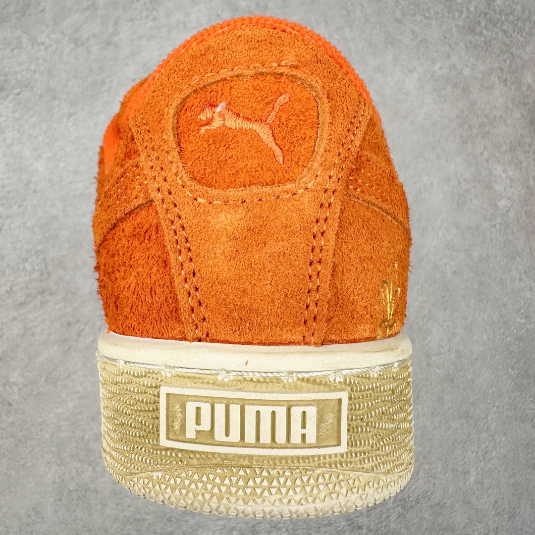 图片[8]-PUMA SUEDE XL 彪马新款面包鞋男女同款复古休闲板鞋 赠送一双鞋带 鞋身通体采用细腻的麂皮材质 厚实柔软 质感出众 鞋侧保留PUMA标志性跑道图案 侧面与后跟点缀金属色PUMA LOGO 兼具辨识度与细节感 加厚鞋垫、饱满鞋舌 搭配加宽扁形鞋带 使得穿着感更加贴合与舒适 值得一提的是 本季SUEDE XL鞋款以黑色、红色及蓝色最为瞩目 经典黑的配色 在低调之余可轻松驾驭任何潮流风格造型 而高饱和度的配色 则是当之无愧的早春出街利器。货号： 395205 尺码：36 37 37.5 38 38.5 39 40 40.5 41 42 42.5 43 44 45-选品中心