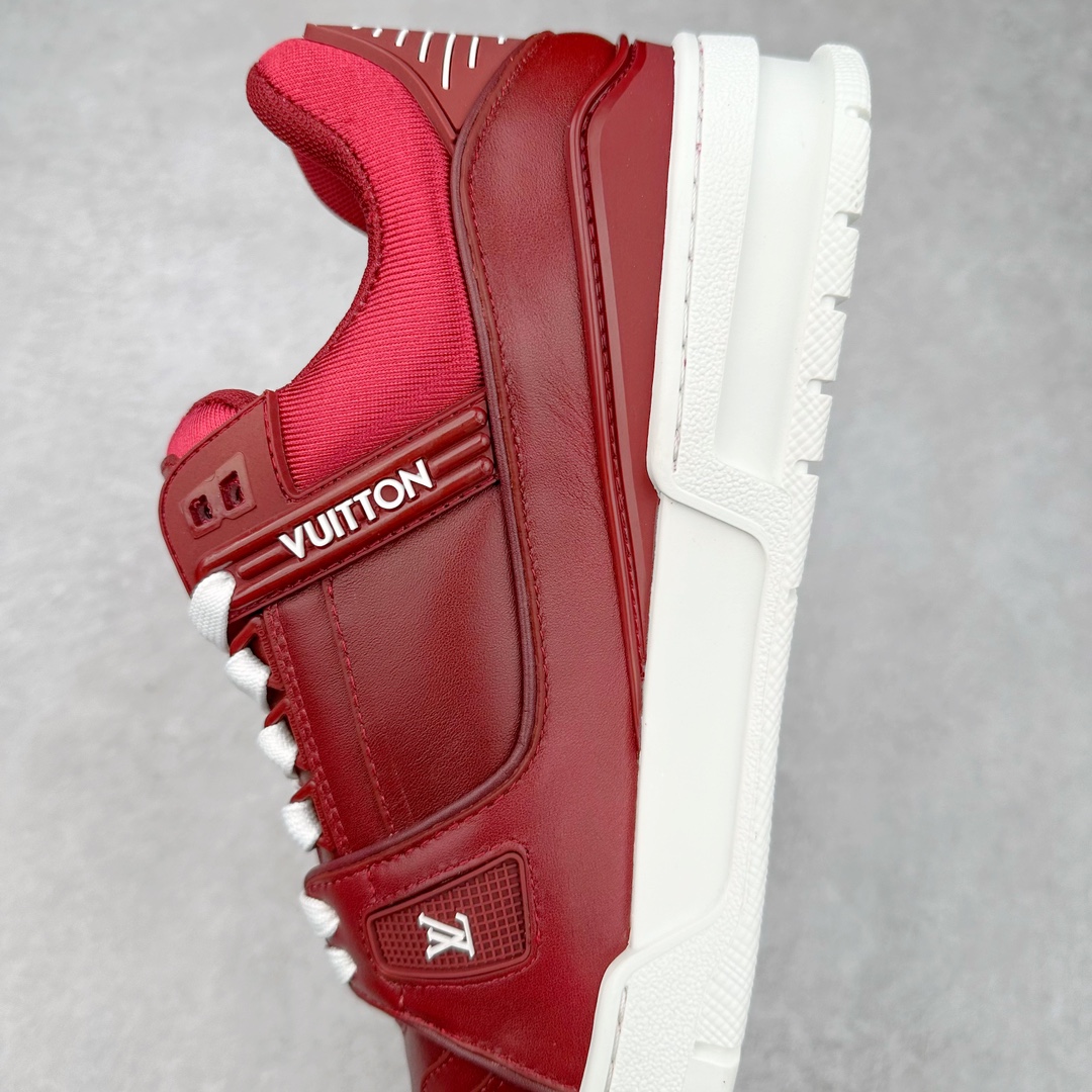 图片[7]-＃DT Louis Vuitton Trainer lv时装走秀运动鞋 实力大厂出品 平台专供 全网最全配色更新最快 最成熟的做工稳定的品控 完美鞋型超高的清洁度 零毛边线头瑕疵 全套原楦原纸版原鞋开模 全网最具灵魂的版型 正确原装黄色鞋盒 正确中底印花 鞋面印花3D高频深度立体 全鞋电脑针车 紧密相连 针距密度一致 环保乳胶注塑鞋垫 厚度脚感还原原版 皮面裁剪部位 统一油边封口工艺 原装橡胶大底含胶量大底组合零偏差 专柜全套包装 防尘袋 说明书 质保卡 男女鞋 尺码：35 36 37 38 39 40 41 42 43 44 45-选品中心