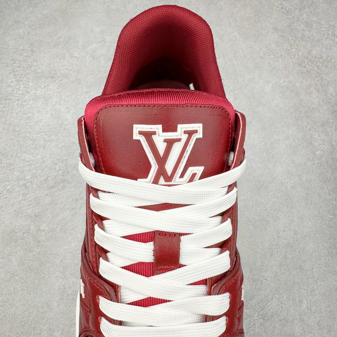 图片[5]-＃DT Louis Vuitton Trainer lv时装走秀运动鞋 实力大厂出品 平台专供 全网最全配色更新最快 最成熟的做工稳定的品控 完美鞋型超高的清洁度 零毛边线头瑕疵 全套原楦原纸版原鞋开模 全网最具灵魂的版型 正确原装黄色鞋盒 正确中底印花 鞋面印花3D高频深度立体 全鞋电脑针车 紧密相连 针距密度一致 环保乳胶注塑鞋垫 厚度脚感还原原版 皮面裁剪部位 统一油边封口工艺 原装橡胶大底含胶量大底组合零偏差 专柜全套包装 防尘袋 说明书 质保卡 男女鞋 尺码：35 36 37 38 39 40 41 42 43 44 45-选品中心