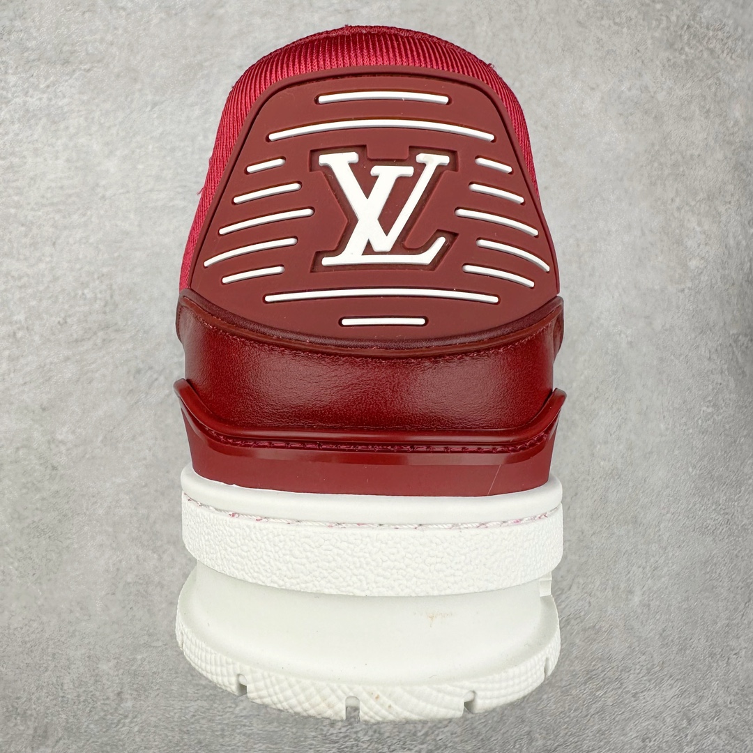 图片[8]-＃DT Louis Vuitton Trainer lv时装走秀运动鞋 实力大厂出品 平台专供 全网最全配色更新最快 最成熟的做工稳定的品控 完美鞋型超高的清洁度 零毛边线头瑕疵 全套原楦原纸版原鞋开模 全网最具灵魂的版型 正确原装黄色鞋盒 正确中底印花 鞋面印花3D高频深度立体 全鞋电脑针车 紧密相连 针距密度一致 环保乳胶注塑鞋垫 厚度脚感还原原版 皮面裁剪部位 统一油边封口工艺 原装橡胶大底含胶量大底组合零偏差 专柜全套包装 防尘袋 说明书 质保卡 男女鞋 尺码：35 36 37 38 39 40 41 42 43 44 45-选品中心