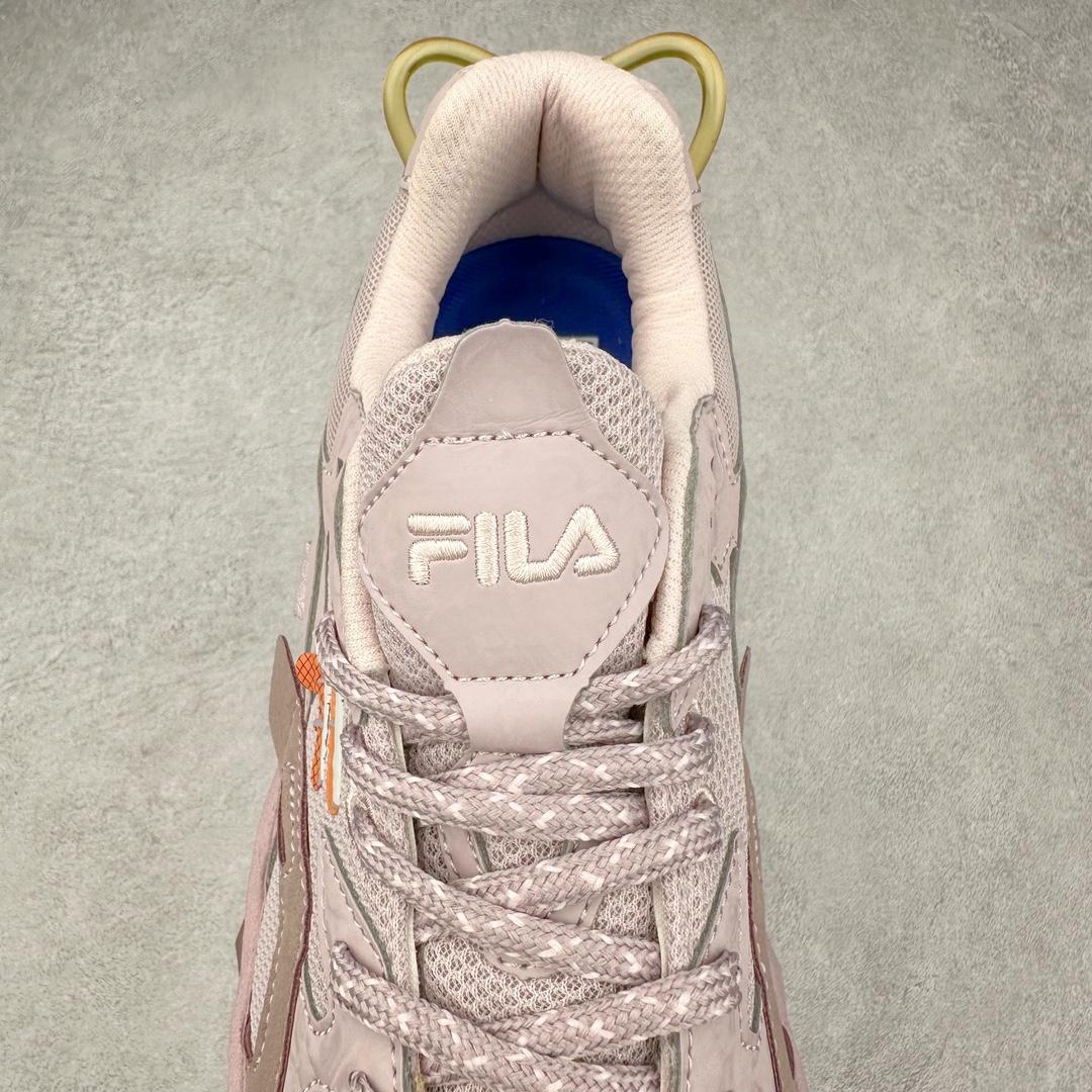 图片[5]-斐乐Fila Fusion Bianco 硬糖系列老爹风增高厚底复古中性休闲运动慢跑鞋 FILA FUSION正式推出全新BIANCO硬糖鞋，该鞋款灵感来自于阿尔卑斯山最高峰Moute Bianco的灵感，同时全掌搭载TECNO-PIUMAX轻能发泡科技，鞋面上穿插了层次丰富的设计，更增添酷炫感。大底采用山峦起伏的设计理念，整个夏天，带你感受来自阿尔卑斯雪山的凉爽。BIANCO硬糖鞋是FILA FUSION为女性打造的全新专属鞋款，BIANCO在意大利语中意为白色，BIANCO鞋底上的棱形结构意为雪山上晶莹剔透的水晶，又好像一颗颗甜美的硬糖，代表着外表绚丽、内心坚定，拥有自己主张的女性主义。让每个穿上的女生都能做最亮的高冷百变女王，可甜可飒，夏日炎炎，有硬糖更甜！尺码：35.5 36 36.5 37.5 38 38.5 39 40-选品中心