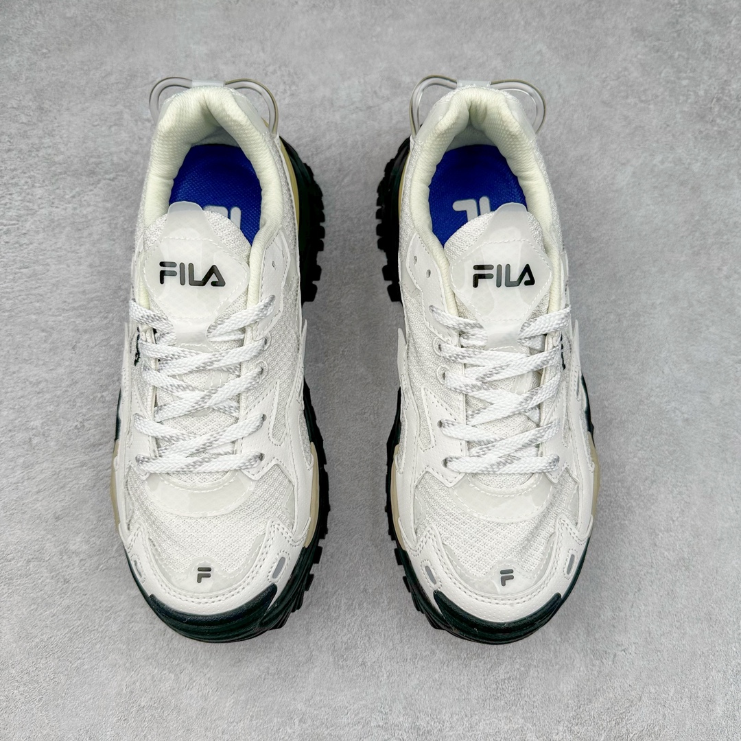 图片[2]-斐乐Fila Fusion Bianco 硬糖系列老爹风增高厚底复古中性休闲运动慢跑鞋 FILA FUSION正式推出全新BIANCO硬糖鞋，该鞋款灵感来自于阿尔卑斯山最高峰Moute Bianco的灵感，同时全掌搭载TECNO-PIUMAX轻能发泡科技，鞋面上穿插了层次丰富的设计，更增添酷炫感。大底采用山峦起伏的设计理念，整个夏天，带你感受来自阿尔卑斯雪山的凉爽。BIANCO硬糖鞋是FILA FUSION为女性打造的全新专属鞋款，BIANCO在意大利语中意为白色，BIANCO鞋底上的棱形结构意为雪山上晶莹剔透的水晶，又好像一颗颗甜美的硬糖，代表着外表绚丽、内心坚定，拥有自己主张的女性主义。让每个穿上的女生都能做最亮的高冷百变女王，可甜可飒，夏日炎炎，有硬糖更甜！尺码：35.5 36 36.5 37.5 38 38.5 39 40-选品中心