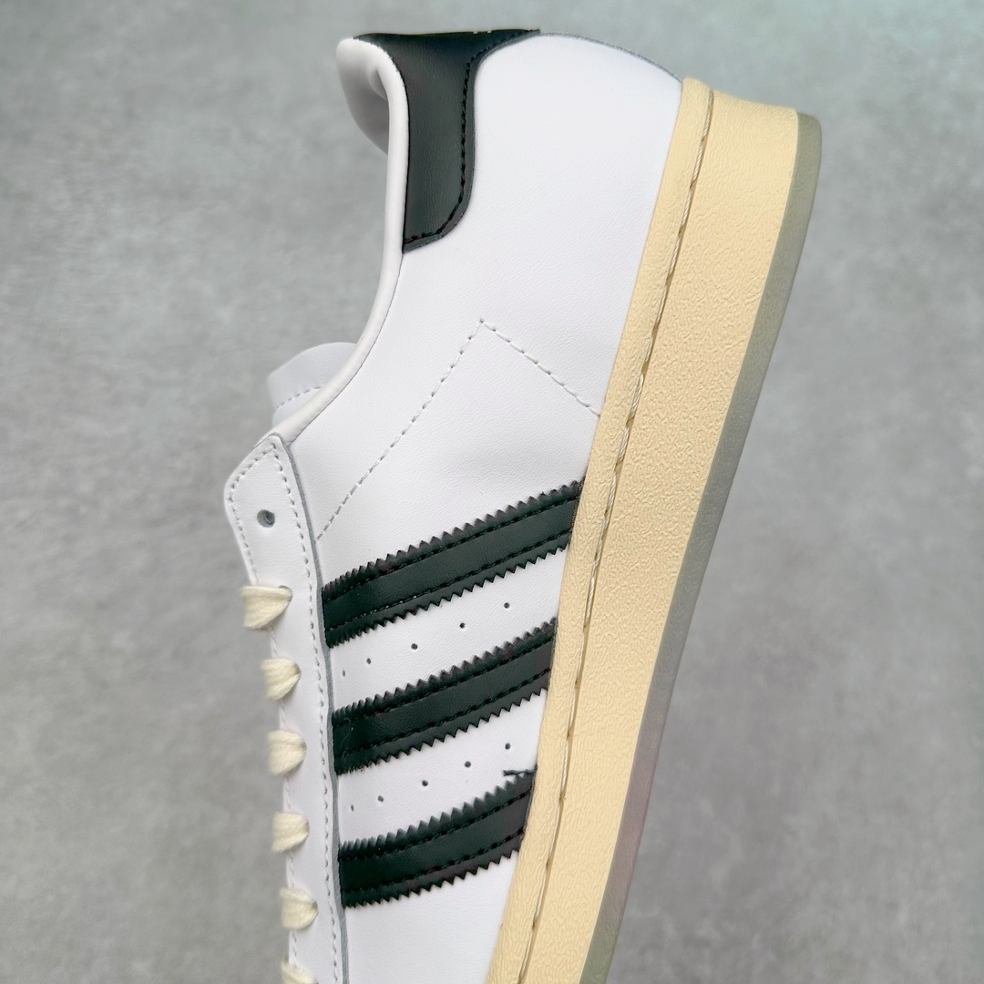 图片[7]-AD Originals Superstar 经典复古贝壳头板鞋 HQ3612 诞生于1969年 是第一双将全皮面鞋 身与橡胶鞋头结合在一起的低帮篮球鞋 Superstar最开始 是作为高帮篮球鞋Pro Model的低帮版本而出现的 但因为其独特和醒目的橡胶鞋头造型而让大家熟知 被大家形象地称为\\\”shelltoe\\\”贝壳头 在70年代的美国职业篮球场上 接近3/4的NBA球员都将这双Superstar作为场上用鞋 80年代之后 经过不断的改良和发展 Superstar逐渐成为横跨时装、音乐、街头文化、休闲和运动等各大领域的时尚潮鞋 尺码：36 36.5 37 38 38.5 39 40 40.5 41 42 42.5 43 44 44.5 45-选品中心