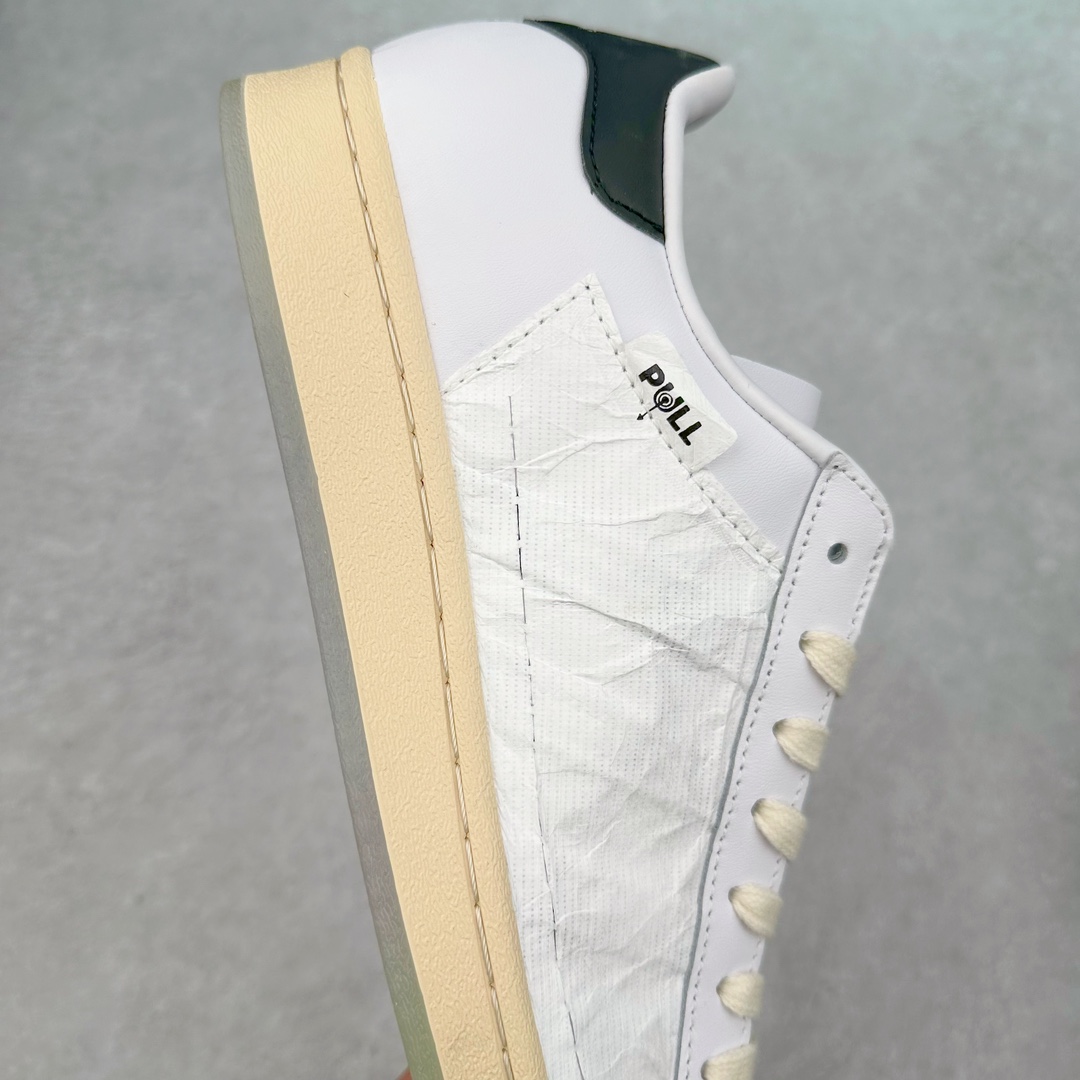 图片[6]-AD Originals Superstar 经典复古贝壳头板鞋 HQ3612 诞生于1969年 是第一双将全皮面鞋 身与橡胶鞋头结合在一起的低帮篮球鞋 Superstar最开始 是作为高帮篮球鞋Pro Model的低帮版本而出现的 但因为其独特和醒目的橡胶鞋头造型而让大家熟知 被大家形象地称为\\\”shelltoe\\\”贝壳头 在70年代的美国职业篮球场上 接近3/4的NBA球员都将这双Superstar作为场上用鞋 80年代之后 经过不断的改良和发展 Superstar逐渐成为横跨时装、音乐、街头文化、休闲和运动等各大领域的时尚潮鞋 尺码：36 36.5 37 38 38.5 39 40 40.5 41 42 42.5 43 44 44.5 45-选品中心