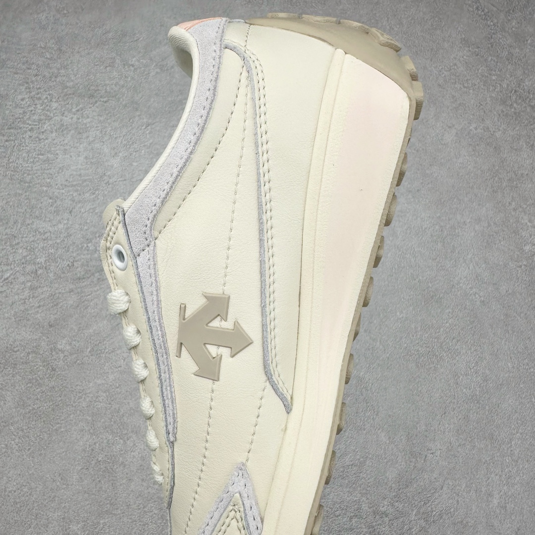 图片[7]-＃GX DESCENTE 迪桑特系带舒适百搭防滑耐磨低帮生活休闲鞋 米色 原楦原纸版开发版型 鞋底设计有特殊的纹理或材料，以增加摩擦力，减少滑倒的风险。使用耐用的材料制成，能够承受长时间的使用和摩擦，减少磨损。货号：SO323LCR78-CRPK 尺码：36 36.5 37 38 38.5 39 40-选品中心